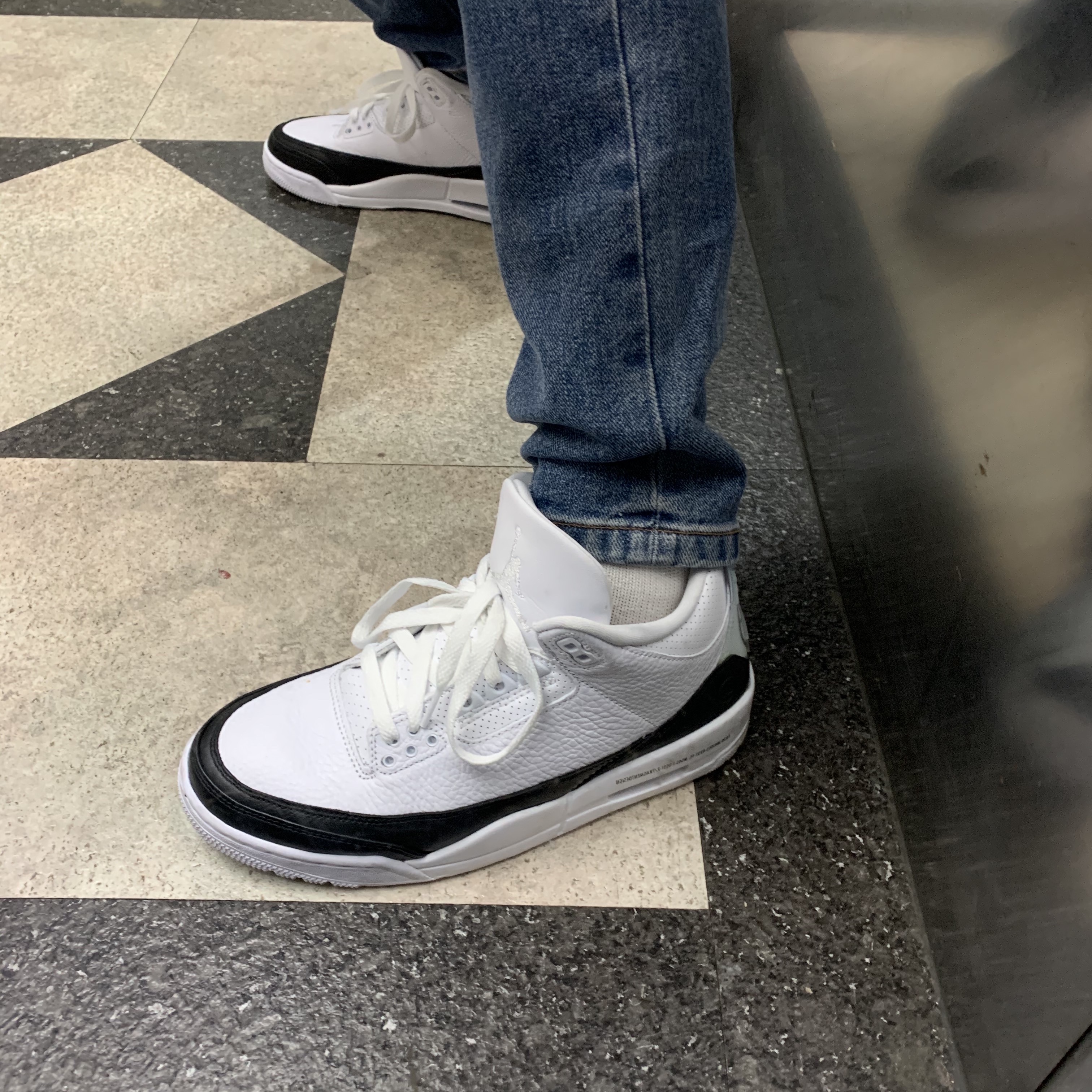 Jordan 3 x Fragment Retro SP White Black 착용 스타일