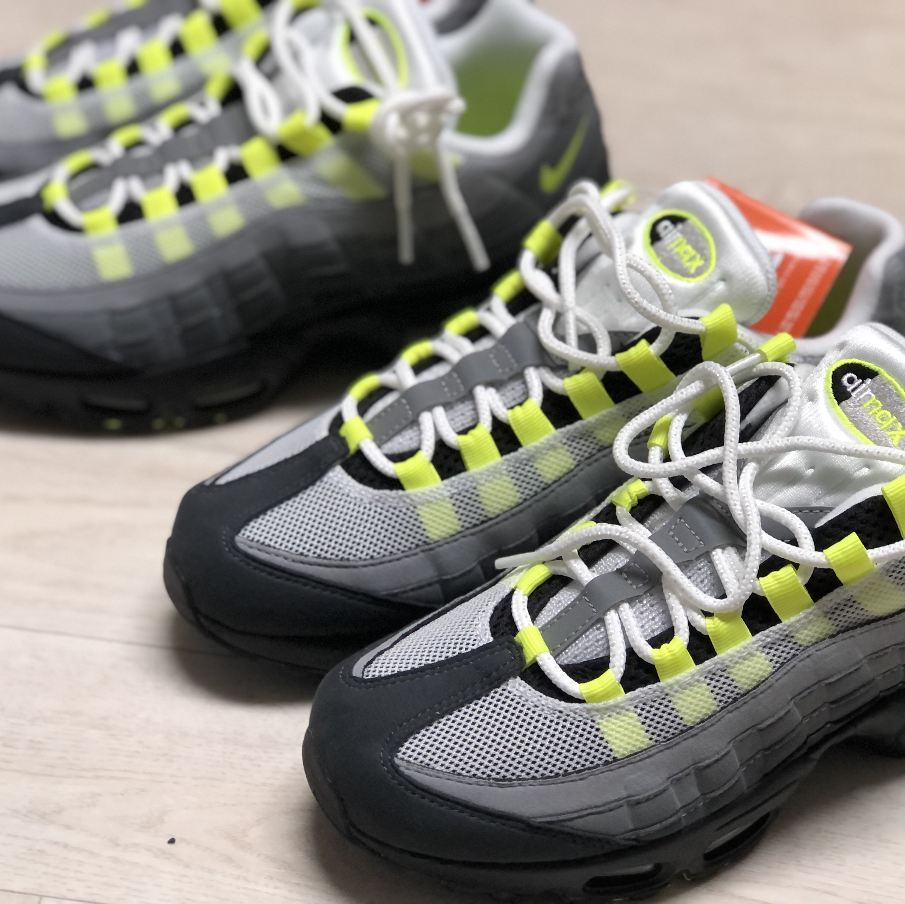 Nike Air Max 95 OG Neon Yellow 2020 착용 스타일