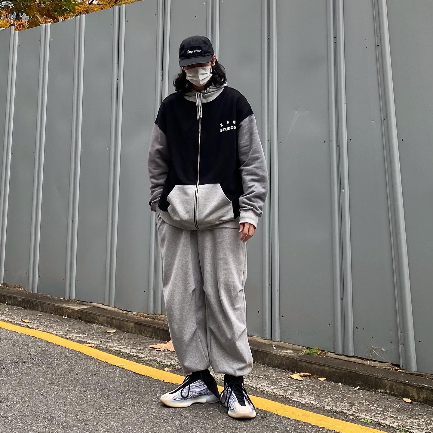 Adidas Yeezy QNTM Lifestyle 착용 스타일 - 3