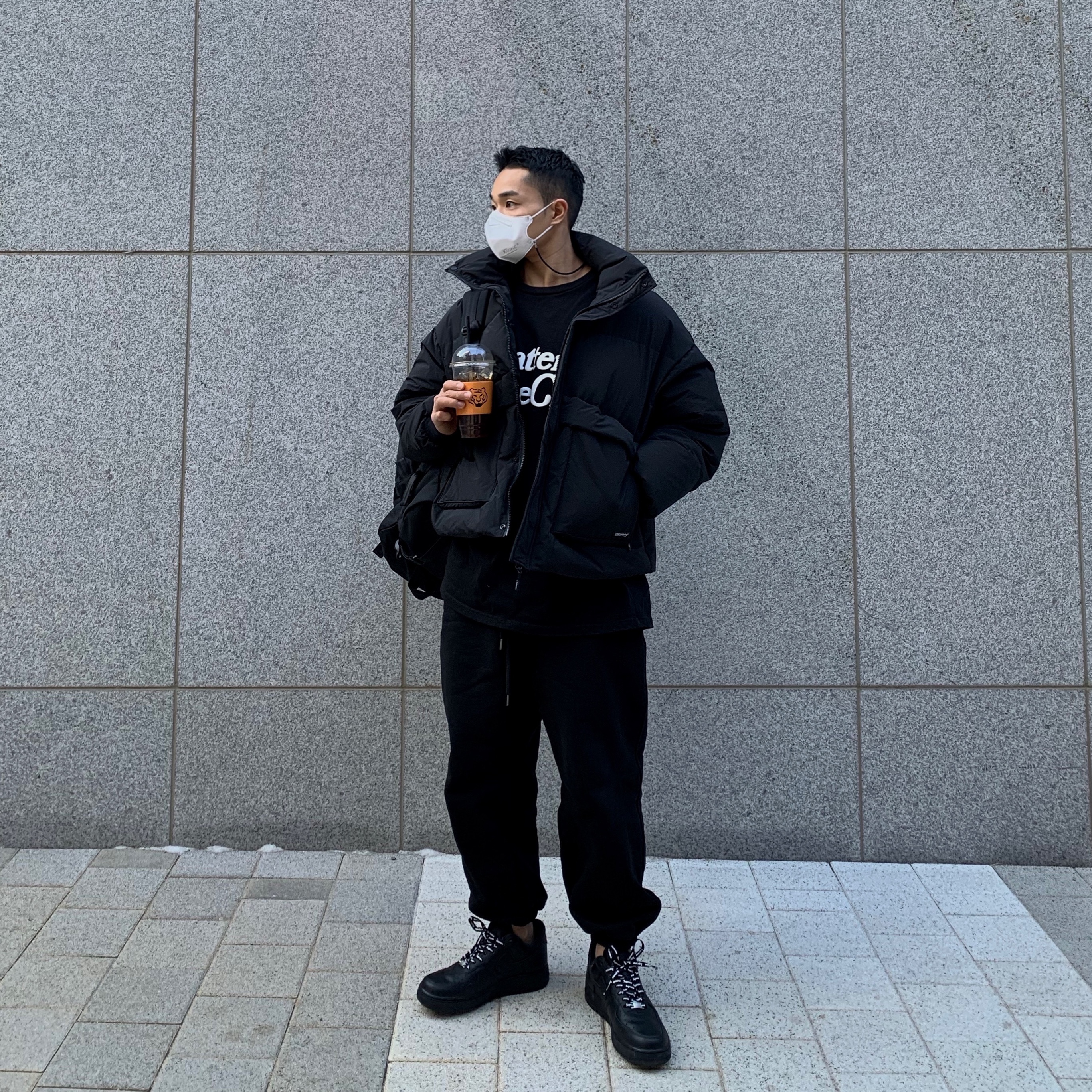 Nike x Supreme Air Force 1 Low Black 착용 스타일