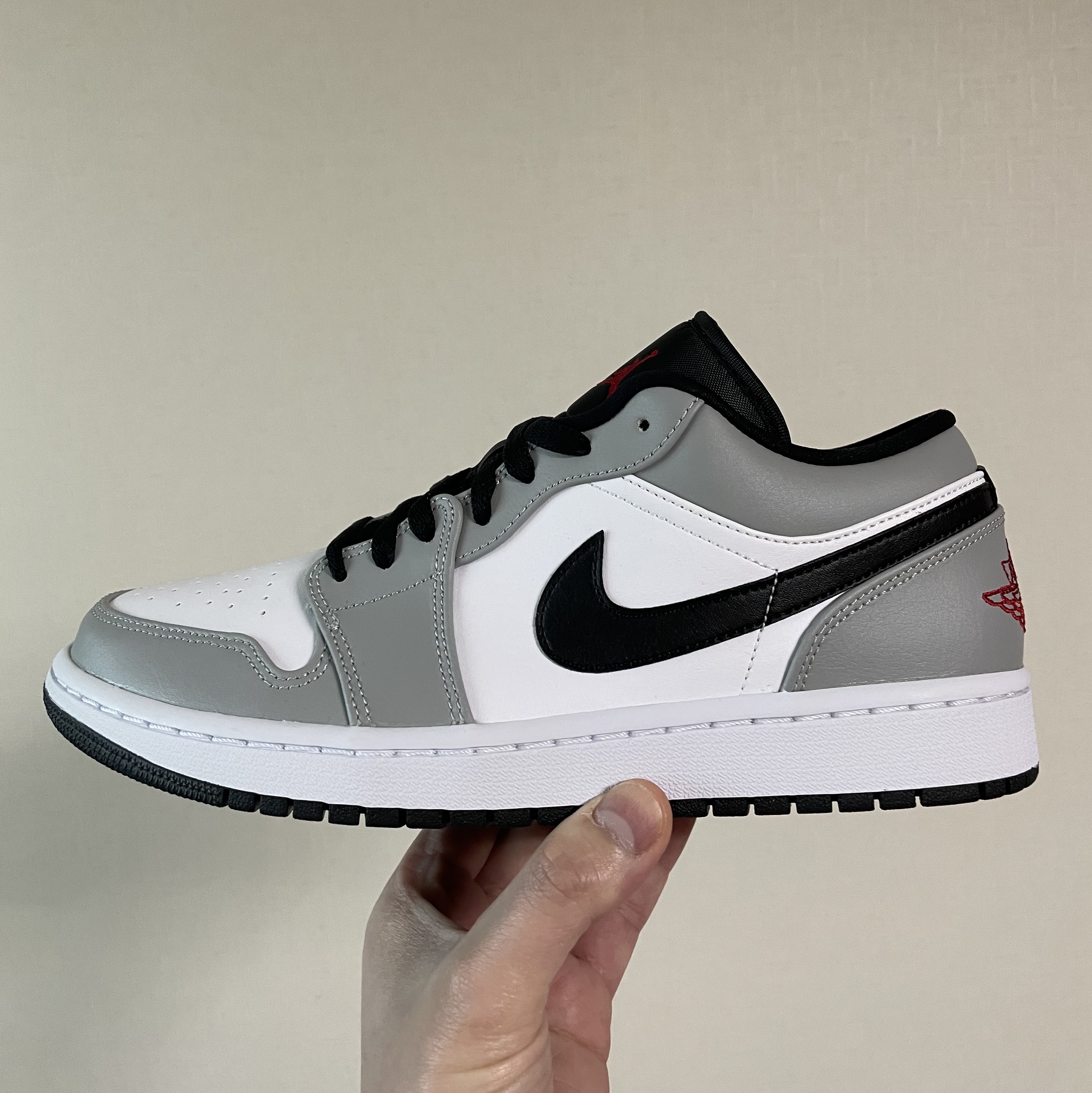 Jordan 1 Low Light Smoke Grey 착용 스타일