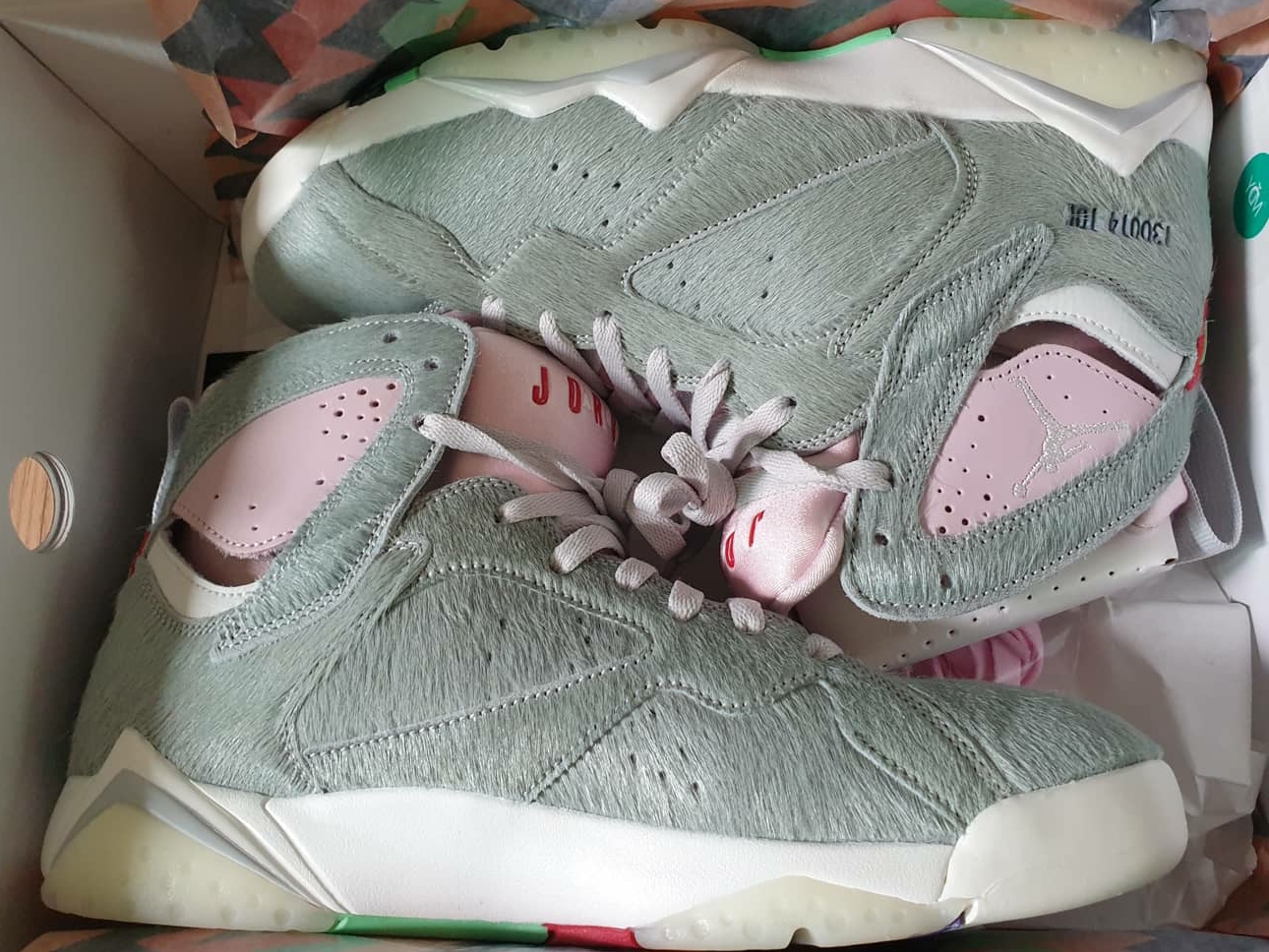 Jordan 7 Retro SE Hare 2.0 착용 스타일 - 1