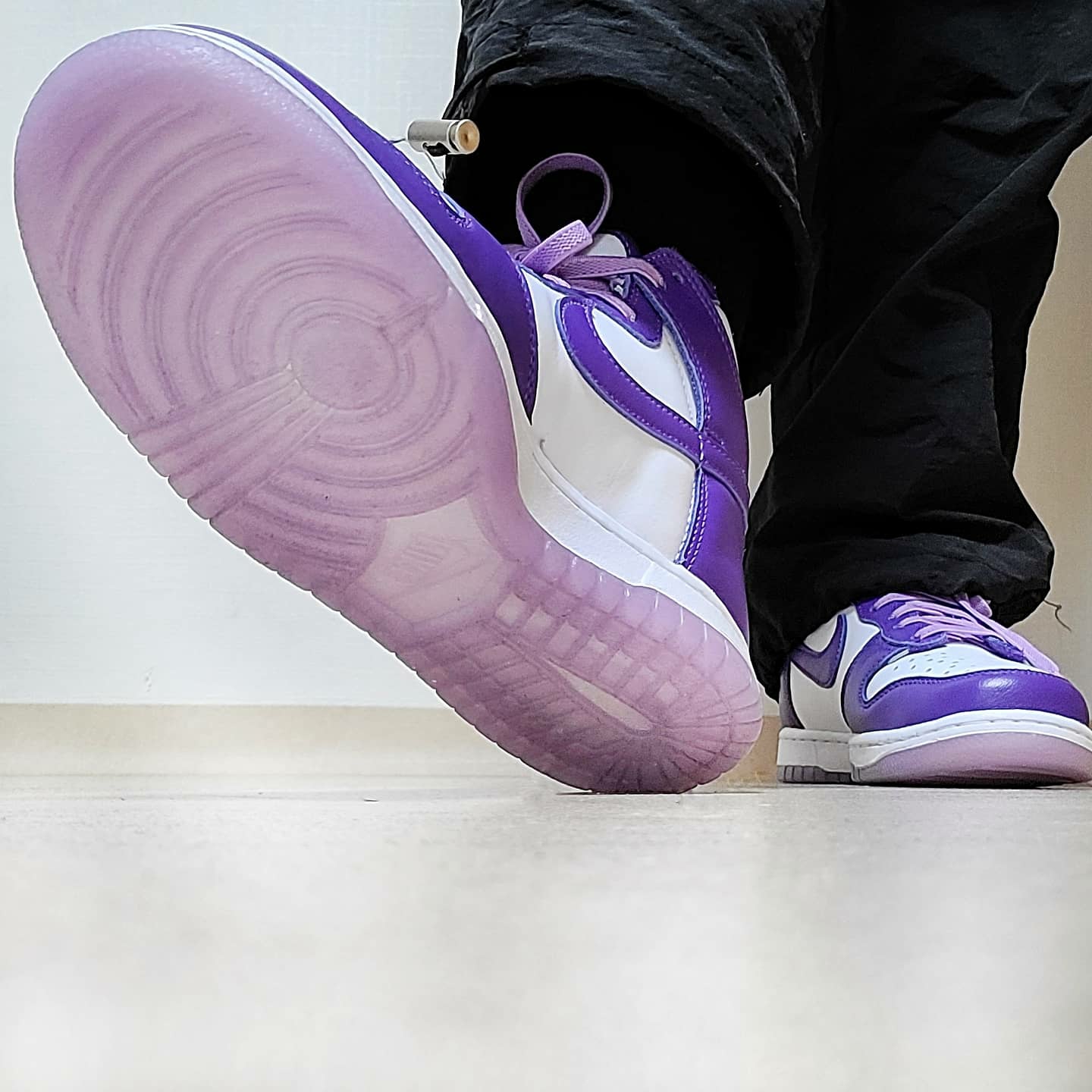 (W) Nike Dunk High SP Varsity Purple 착용 스타일 - 3