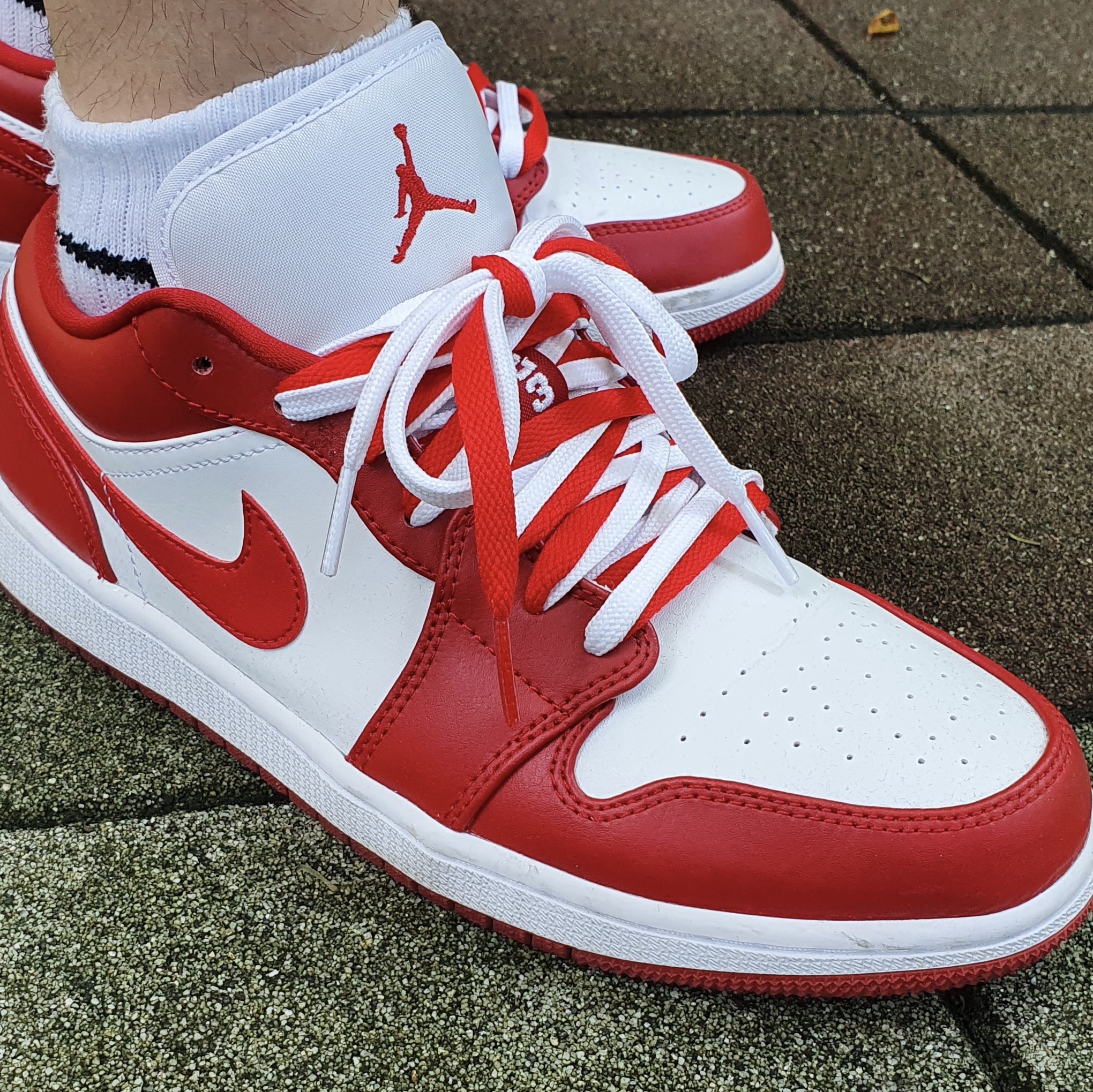 Jordan 1 Low Gym Red White 착용 스타일