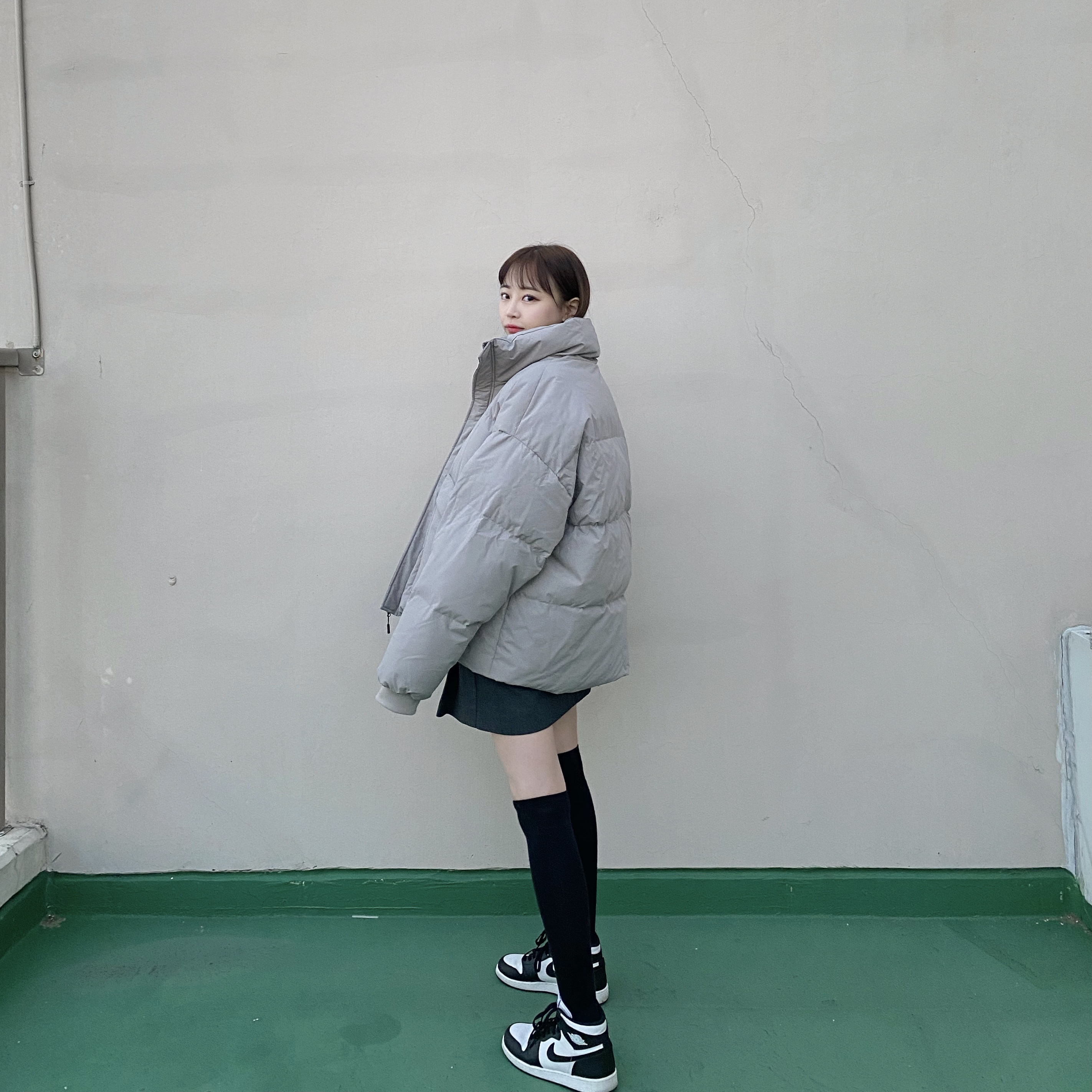 Jordan 1 Retro High OG Black White 2014, (GS) Jordan 1 Retro High OG Black White 2014 착용 스타일 - 3