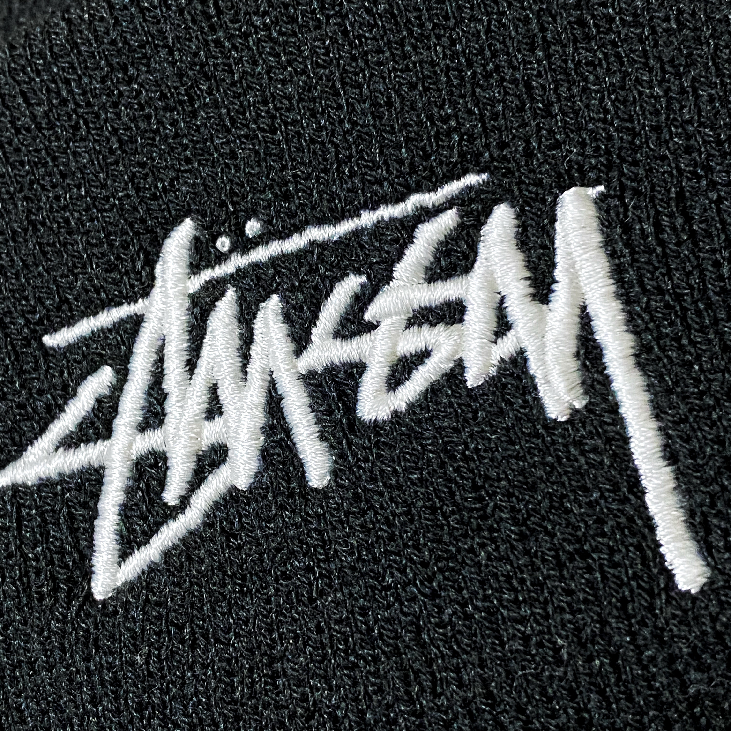 Nike x Stussy Cuff Beanie Black 착용 스타일