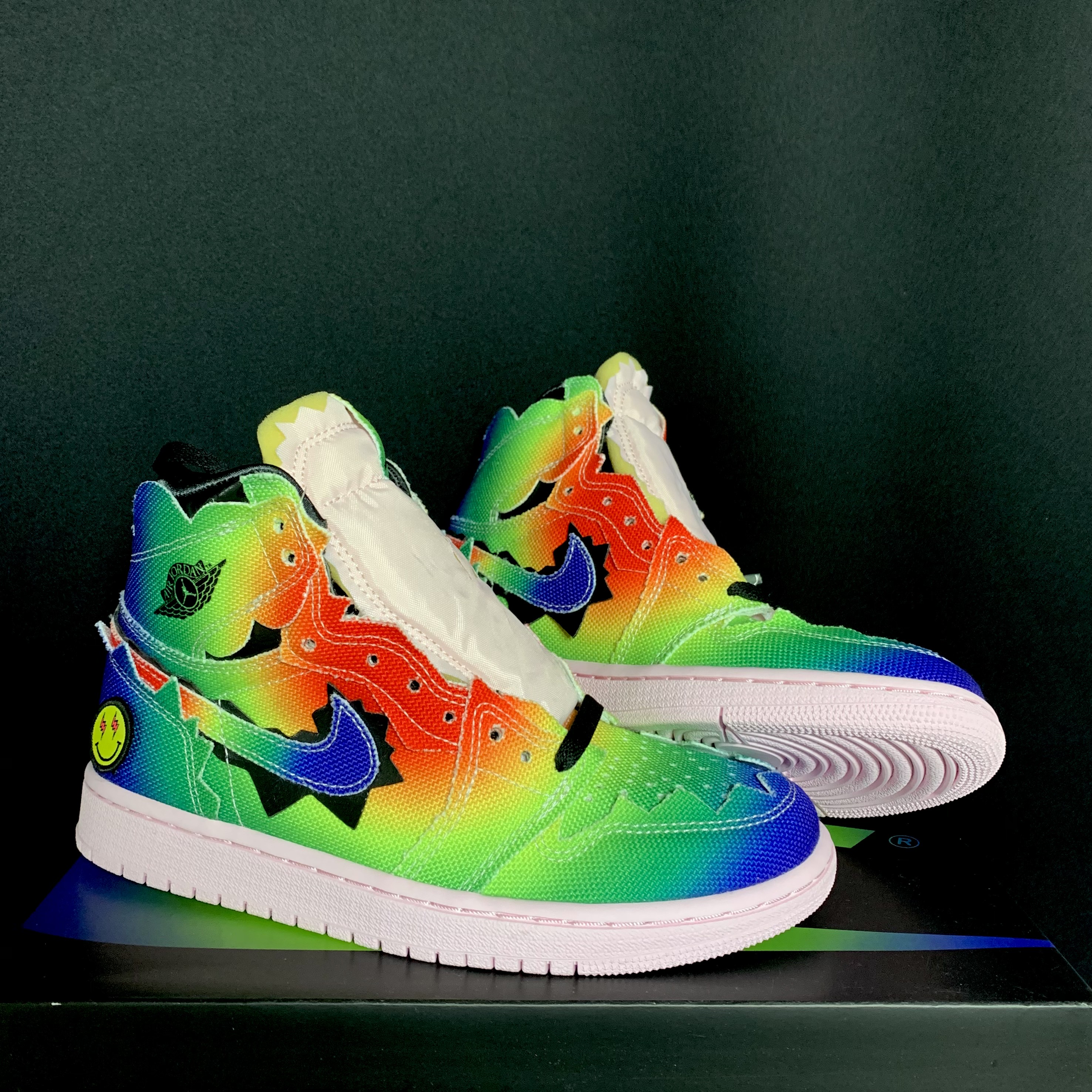 Jordan 1 x J Balvin Retro High OG 착용 스타일