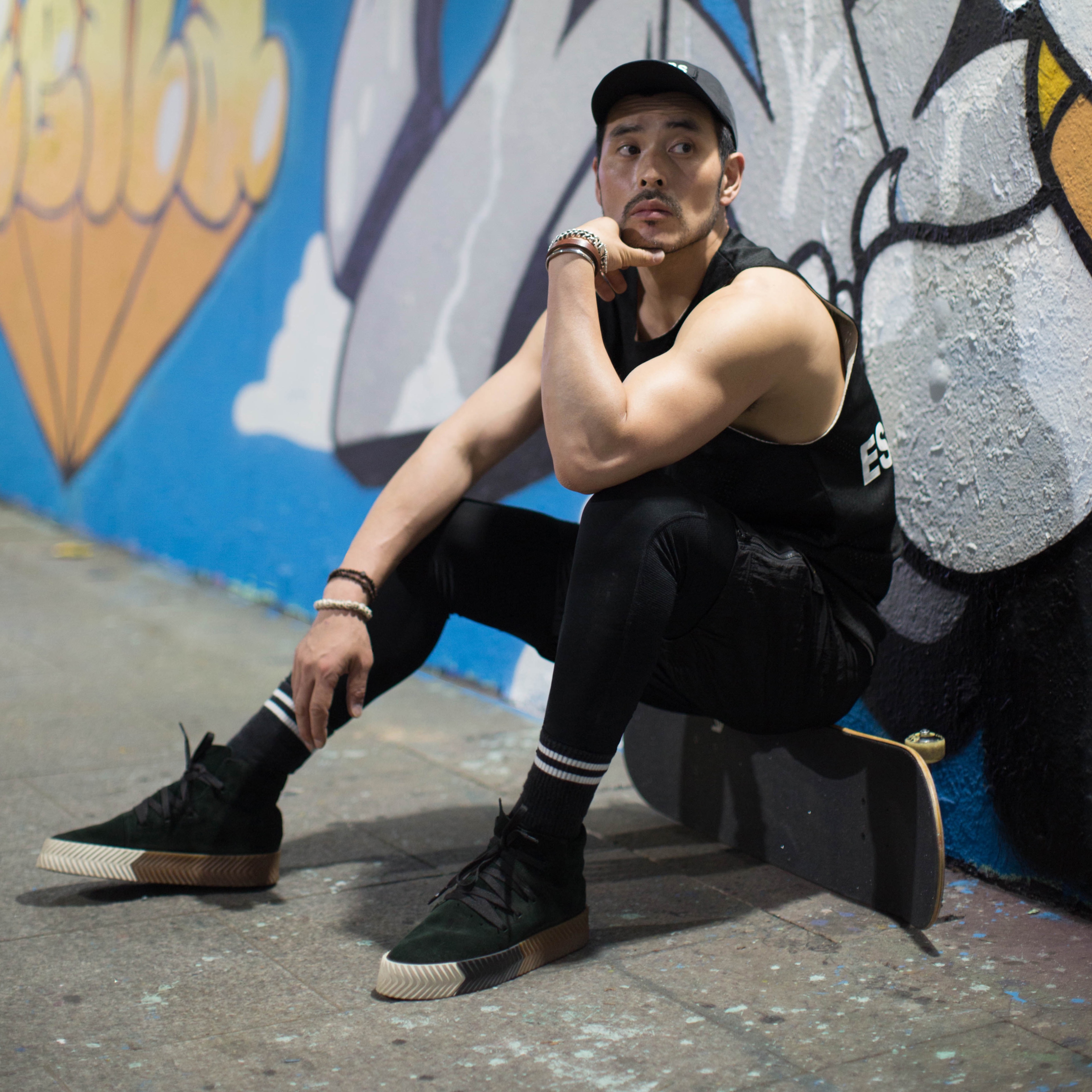 Adidas x Alexander Wang Skate Super Core Black 착용 스타일 - 1