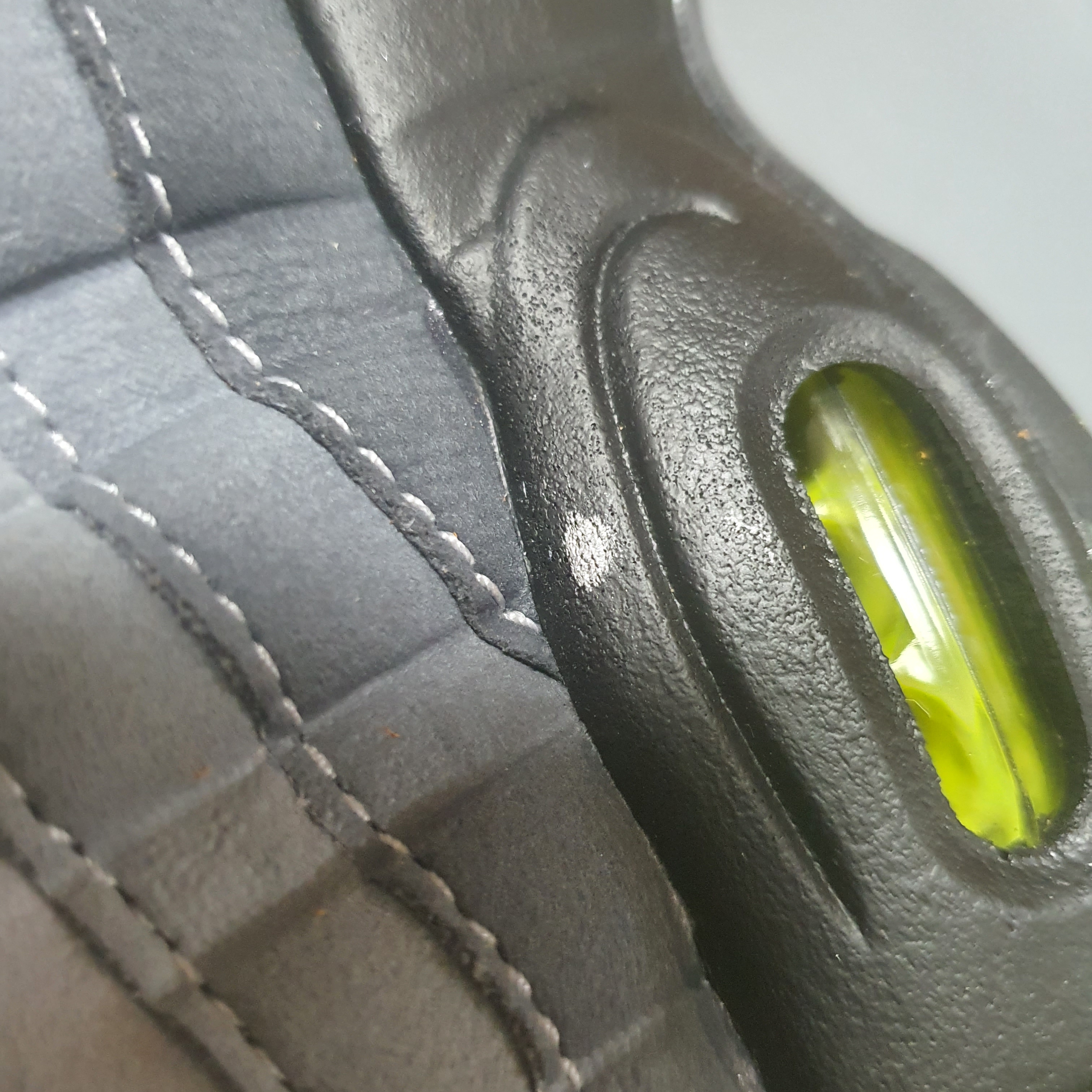 Nike Air Max 95 OG Neon Yellow 2020 착용 스타일 - 4