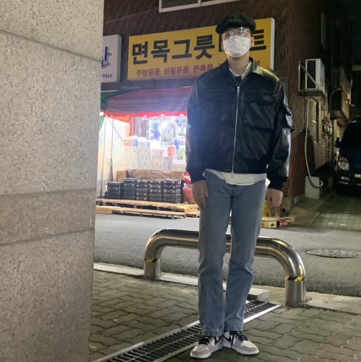 Jordan 1 Retro High OG Light Smoke Grey 착용 스타일