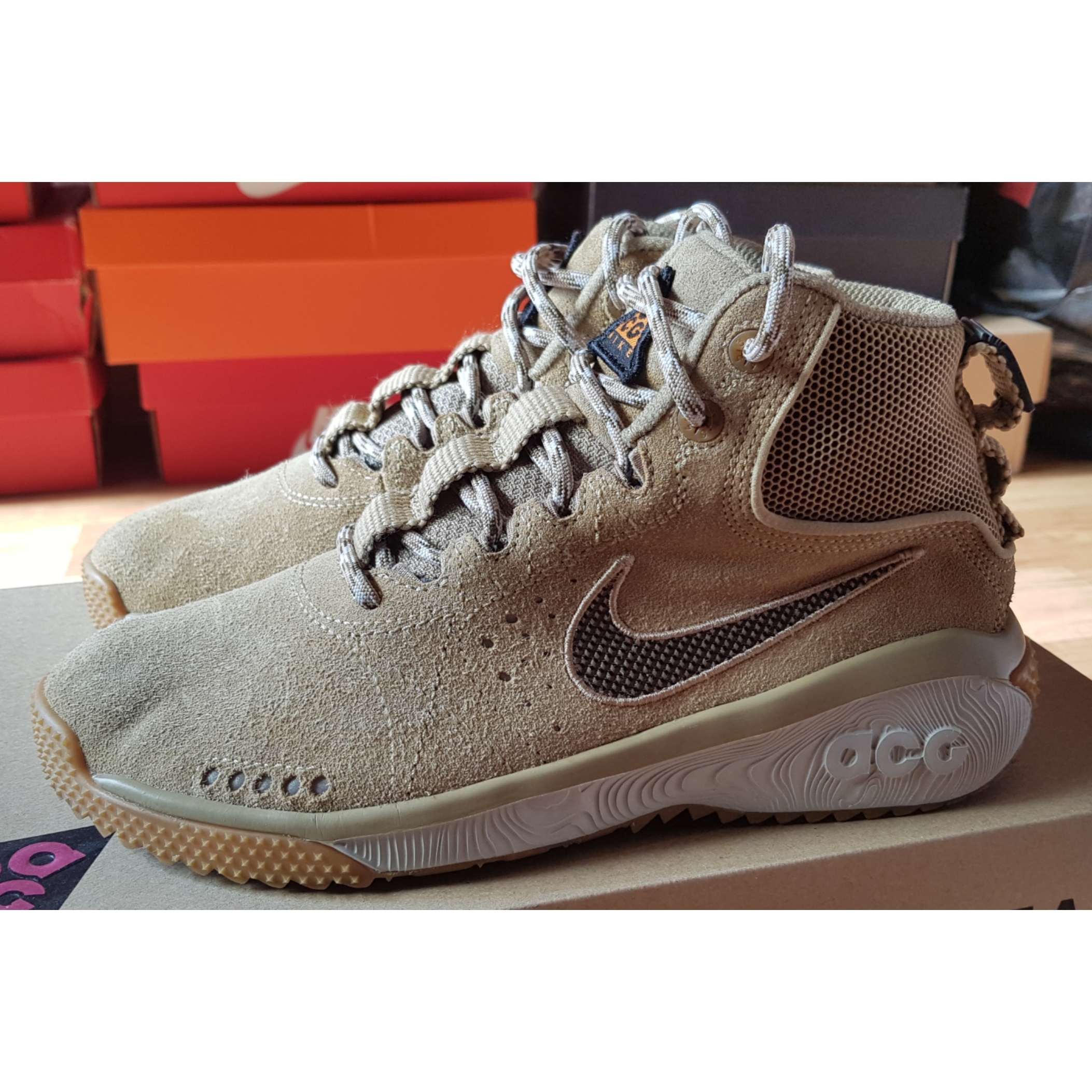 Nike ACG Angels Rest Parachute Beige 착용 스타일 - 3