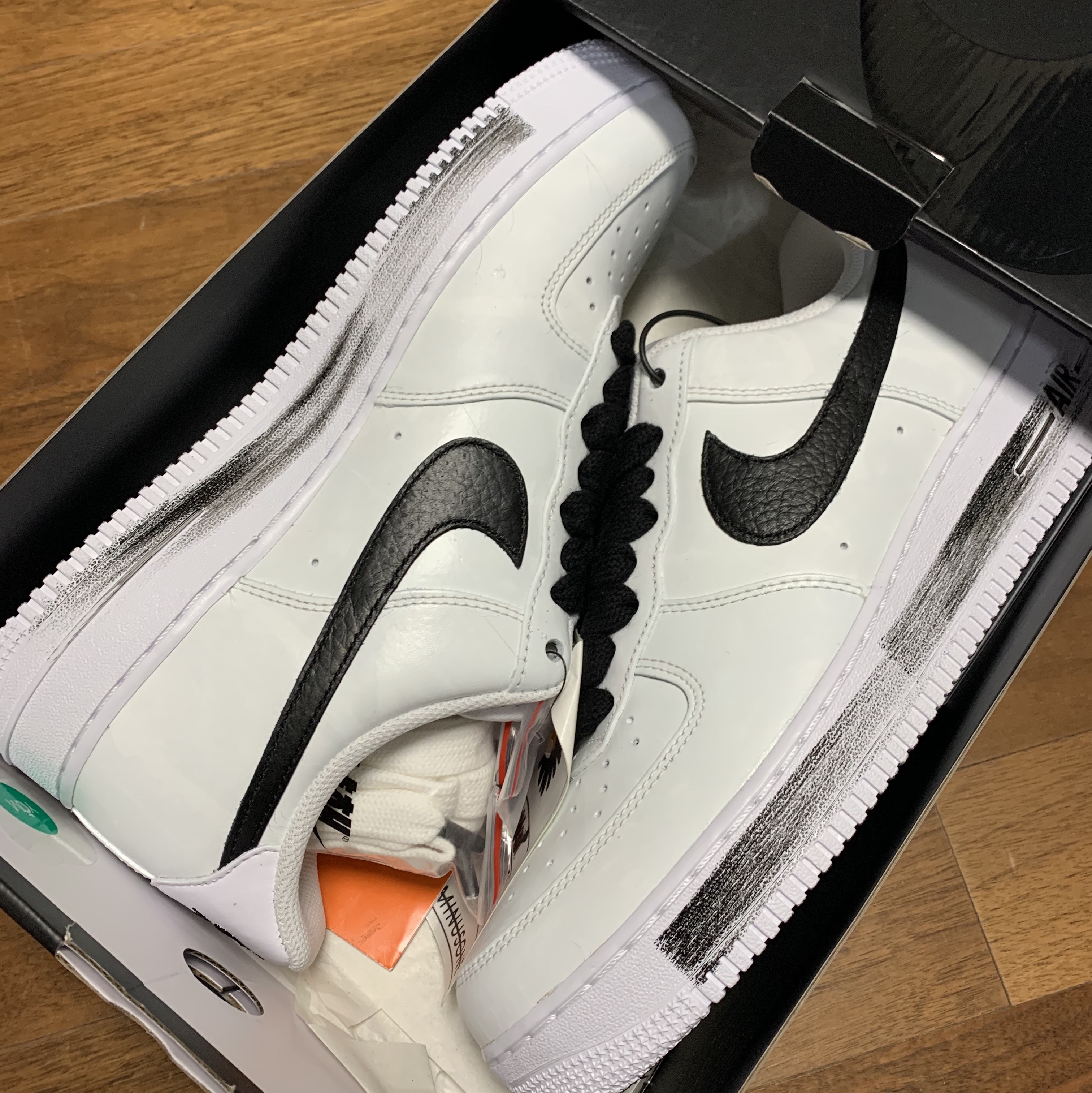 Nike x Peaceminusone Air Force 1 Low Para-Noise 2.0 착용 스타일 - 4