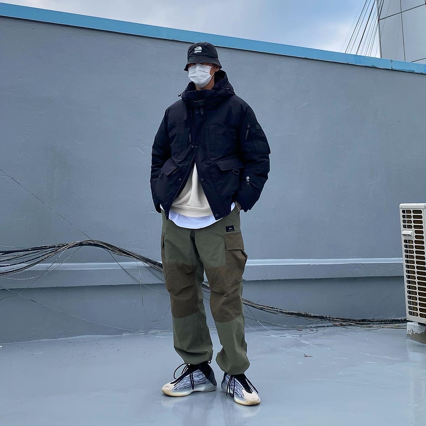 Adidas Yeezy QNTM Lifestyle 착용 스타일 - 2