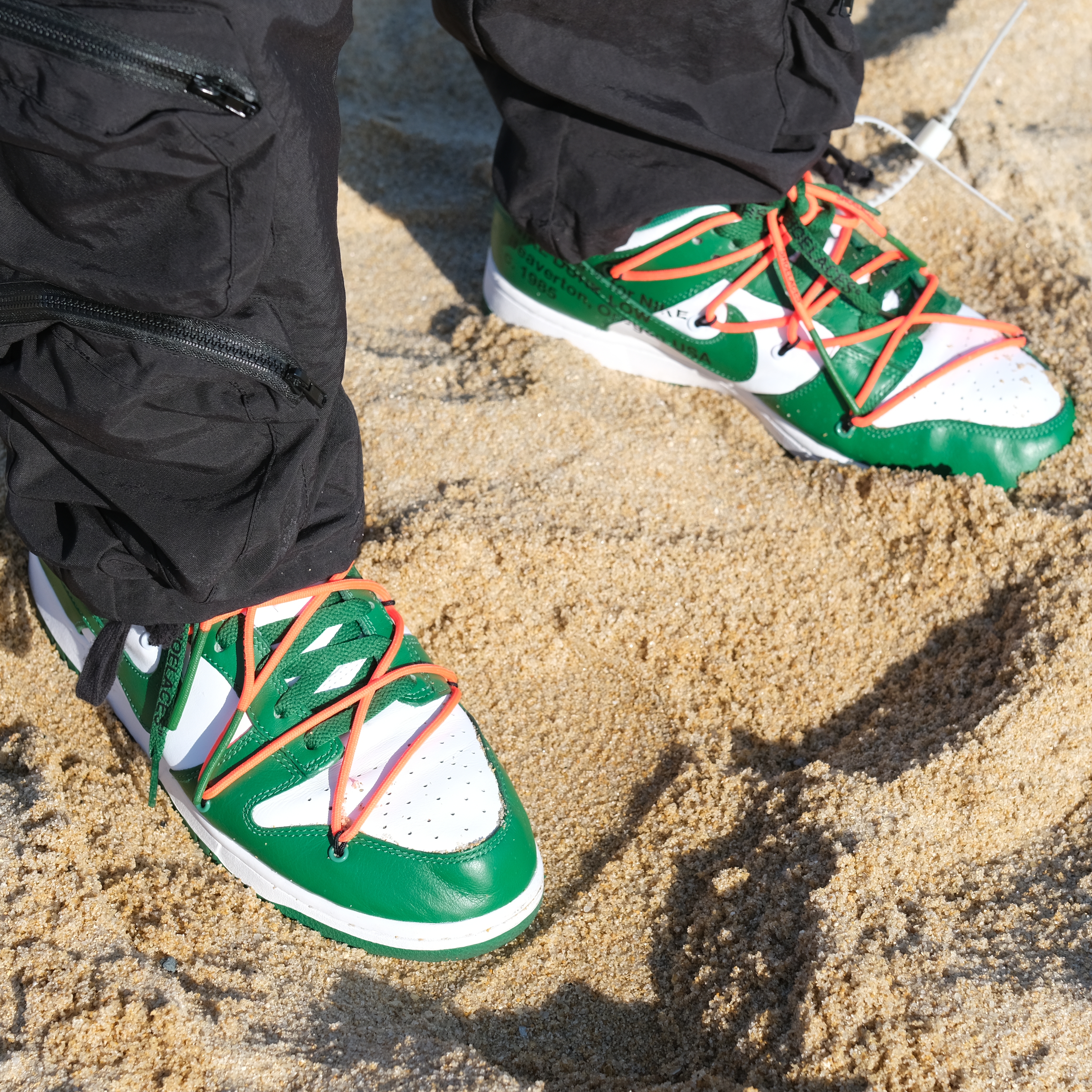 Nike x Off-White Dunk Low Pine Green 착용 스타일