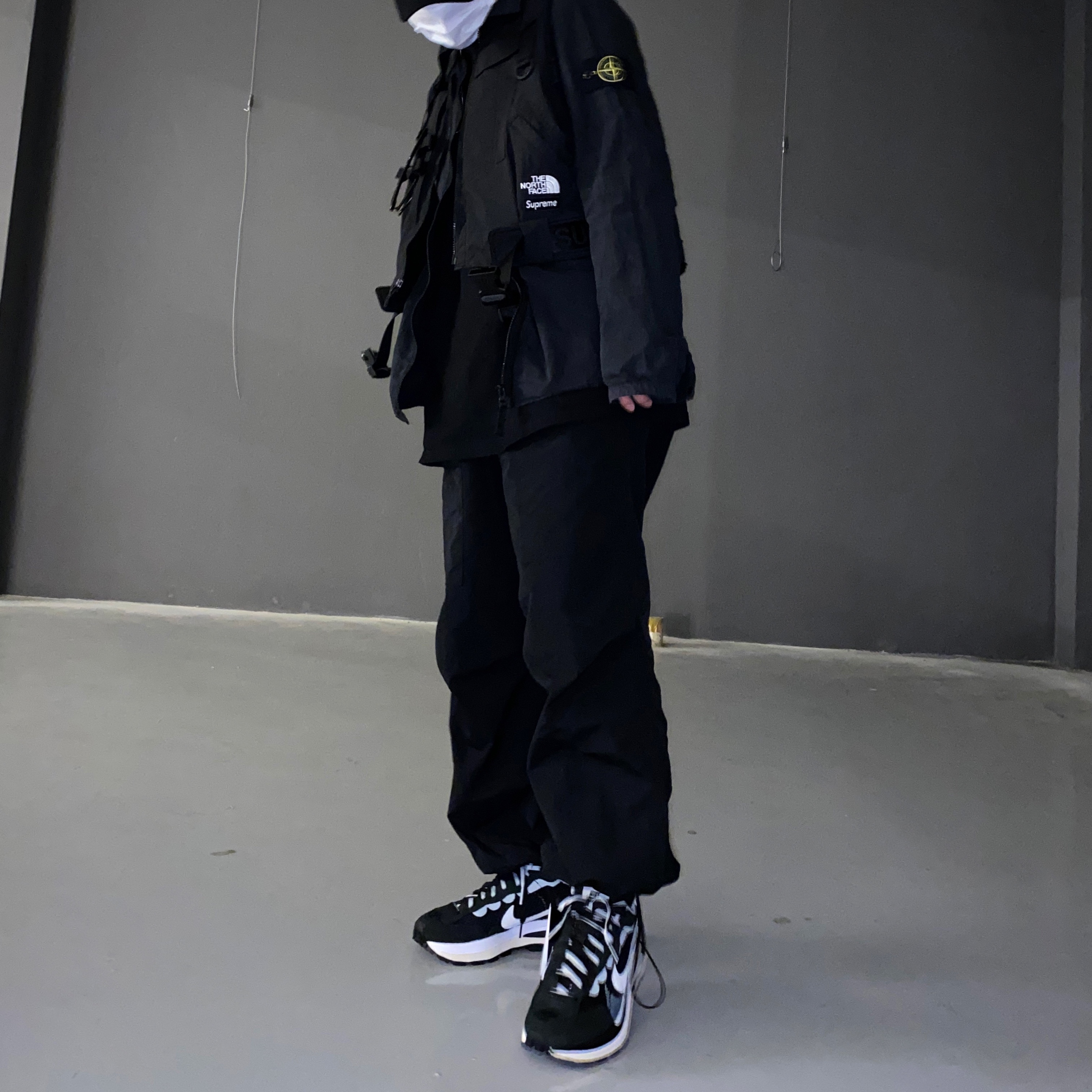 Nike x Sacai VaporWaffle Black White 착용 스타일
