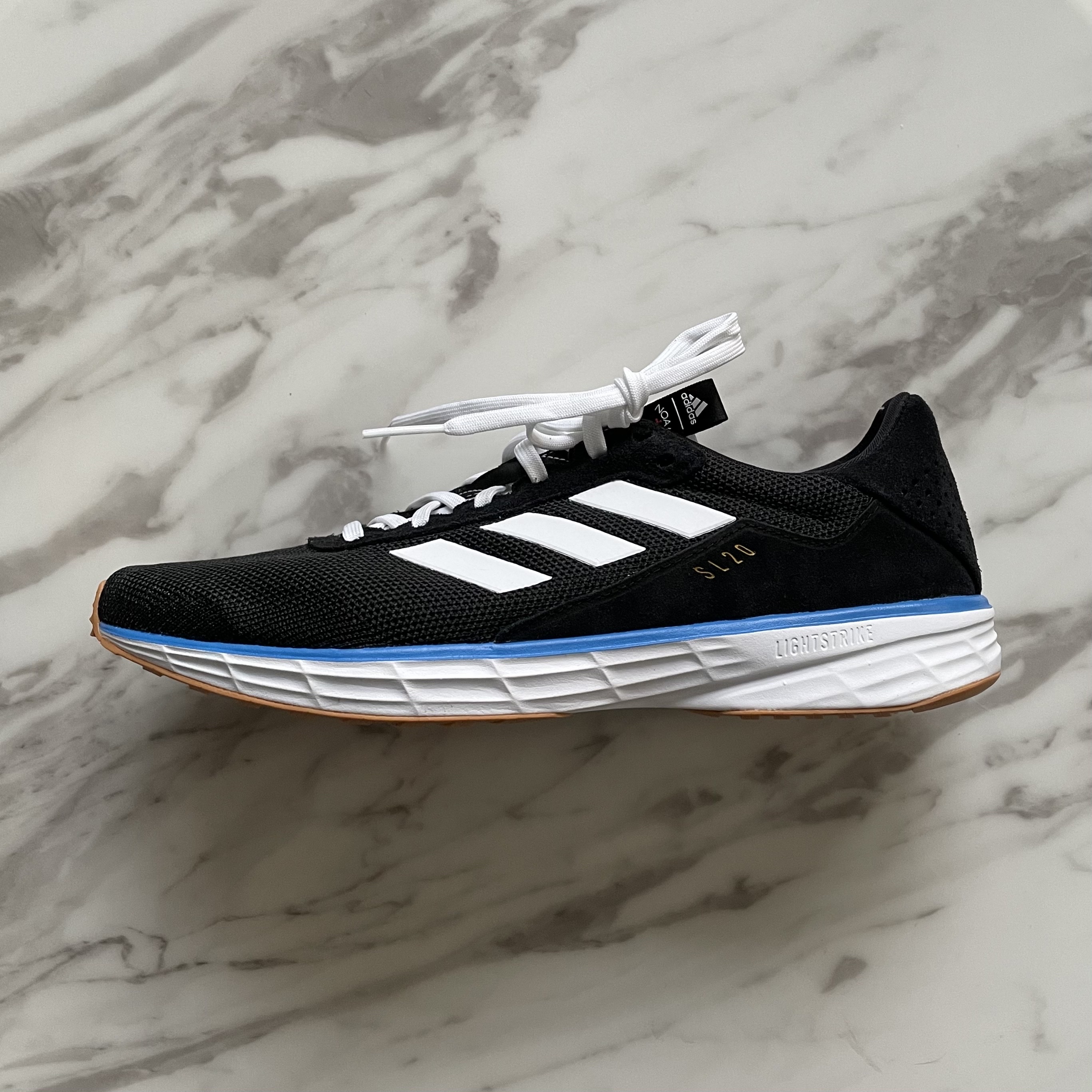 Adidas x Noah SL20 Black 착용 스타일