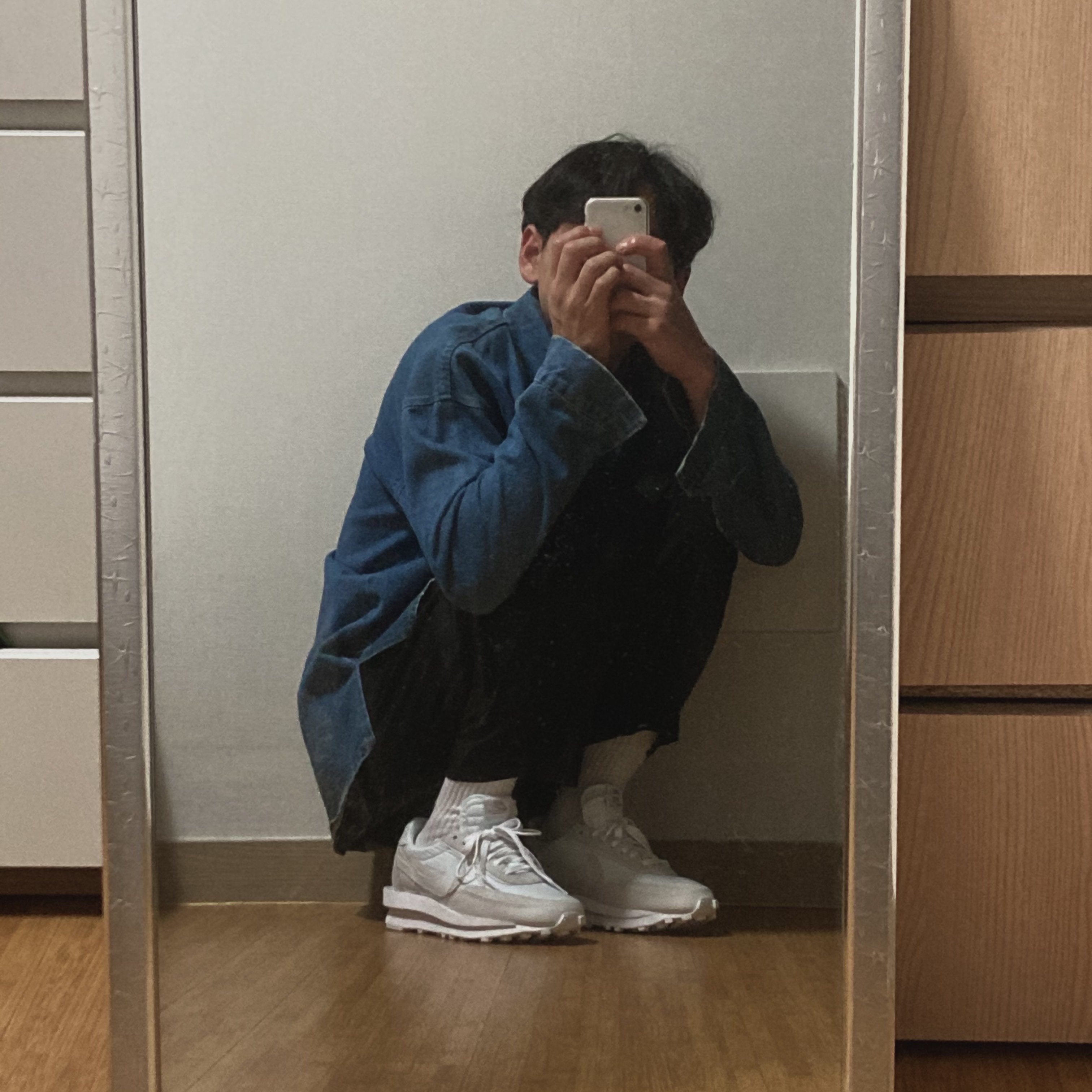 Nike x Sacai LDWaffle White Nylon 착용 스타일