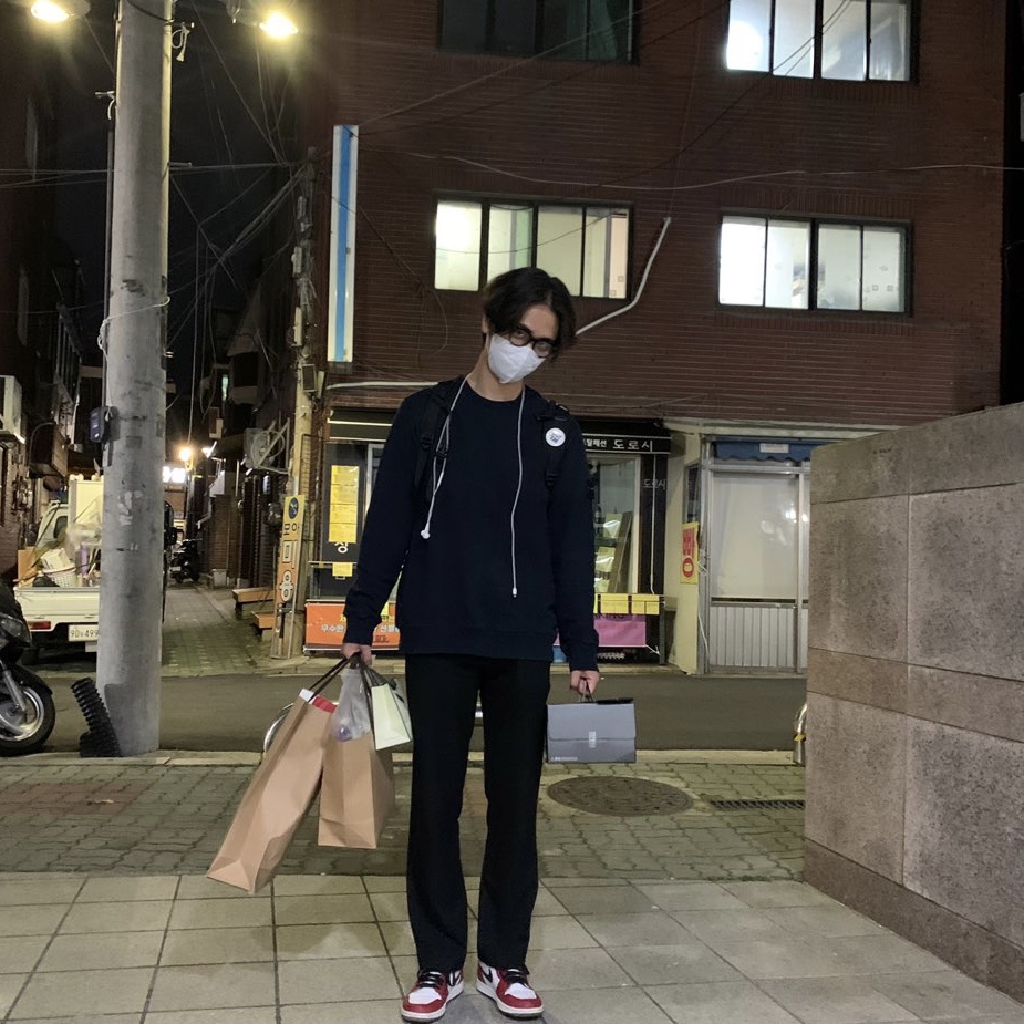 Jordan 1 Retro High Spider-Man Origin Story 착용 스타일
