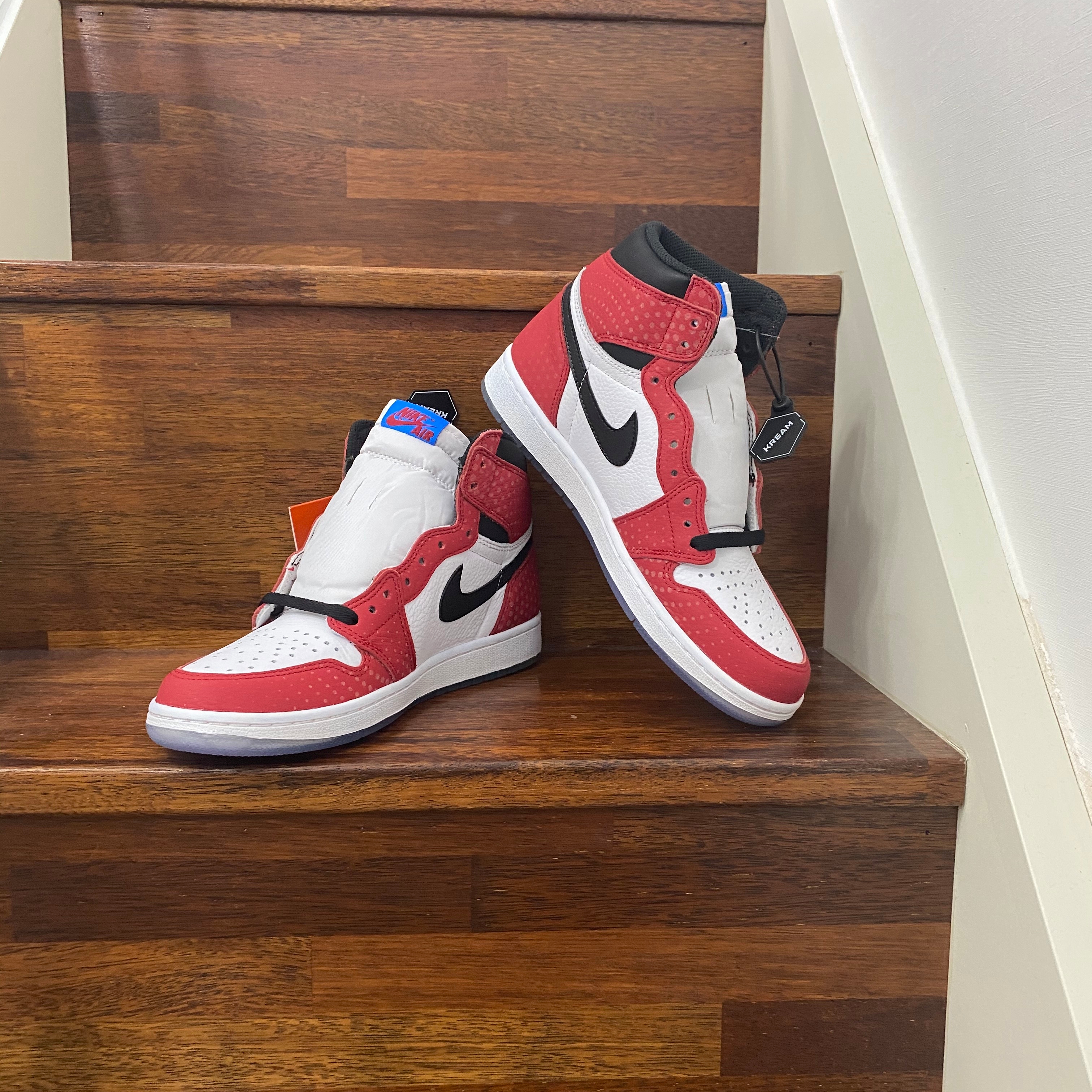 Jordan 1 Retro High Spider-Man Origin Story 착용 스타일