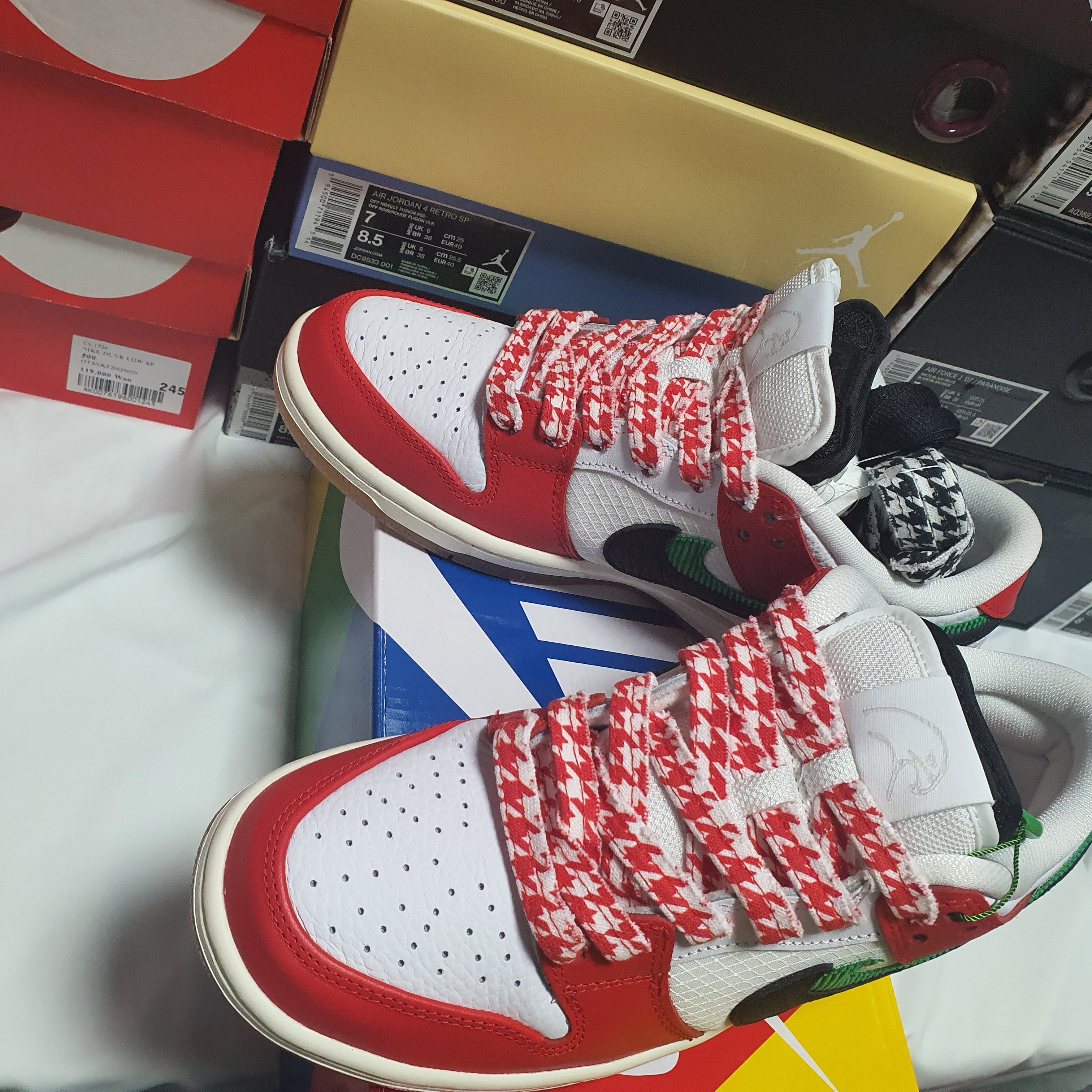 Nike x Frame Skate SB Dunk Low Pro Habibi 착용 스타일 - 2