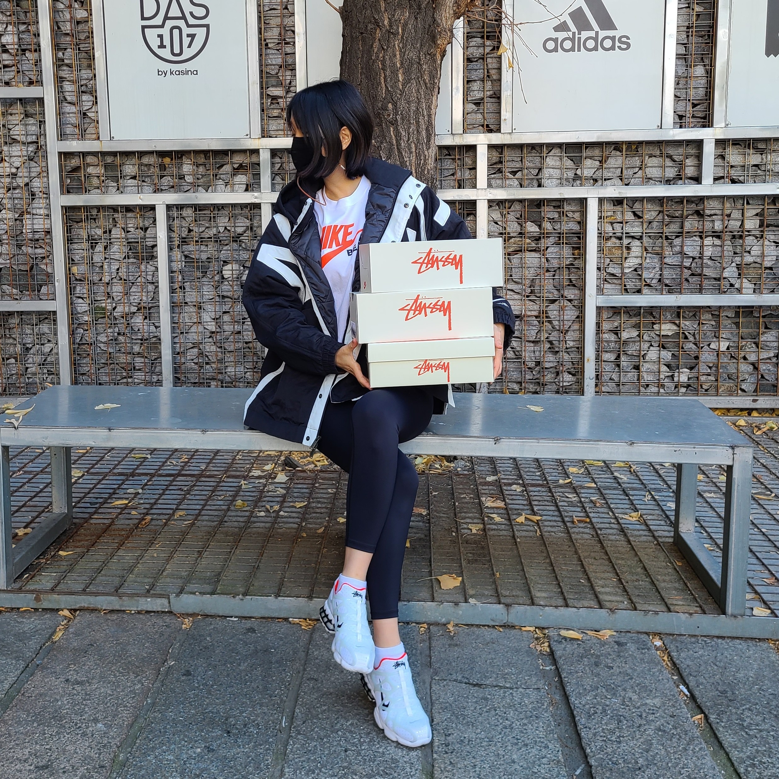 Nike x Stussy Benassi Slide Black, Nike x Stussy Benassi Slide Sail 착용 스타일