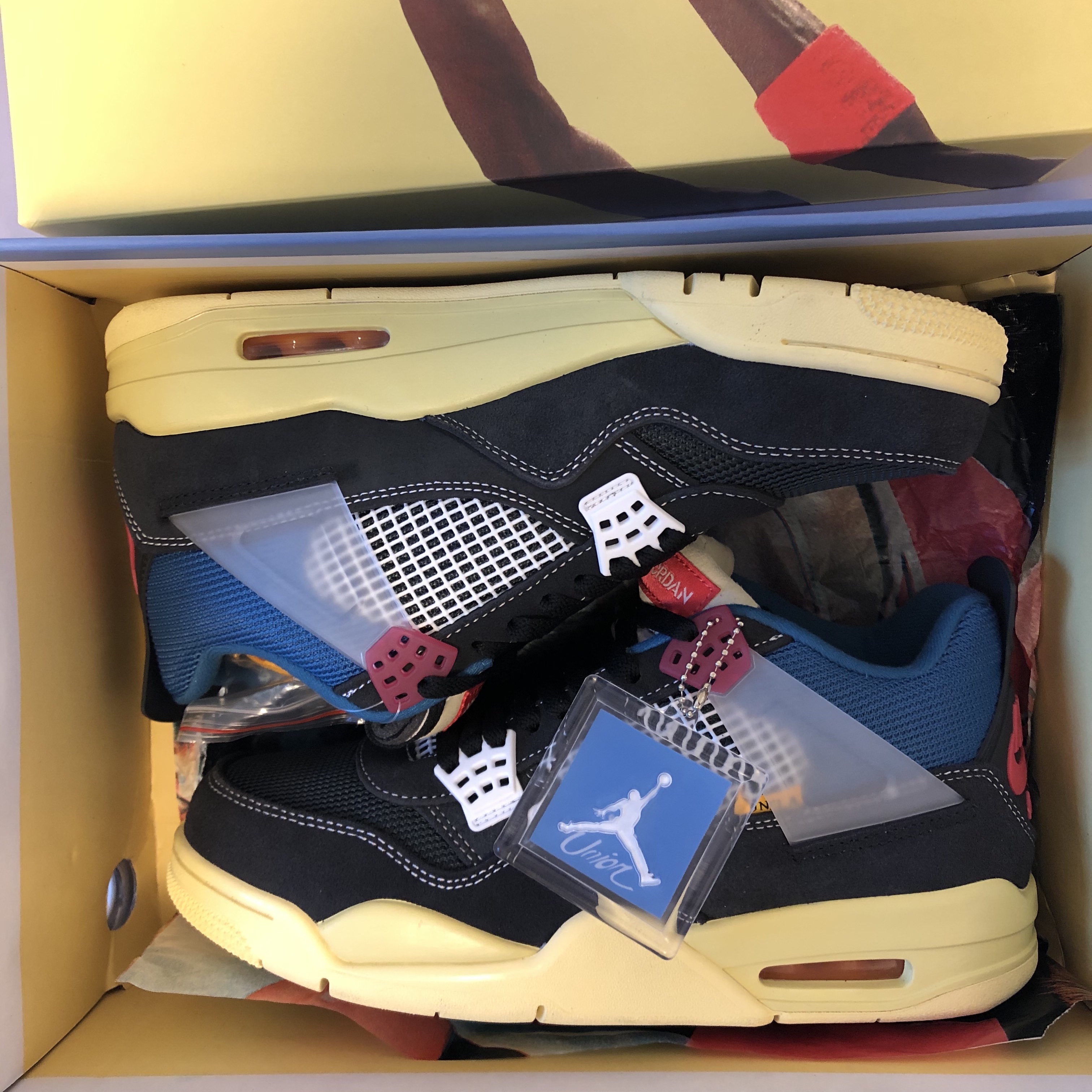Jordan 4 x Union Retro Off Noir 착용 스타일