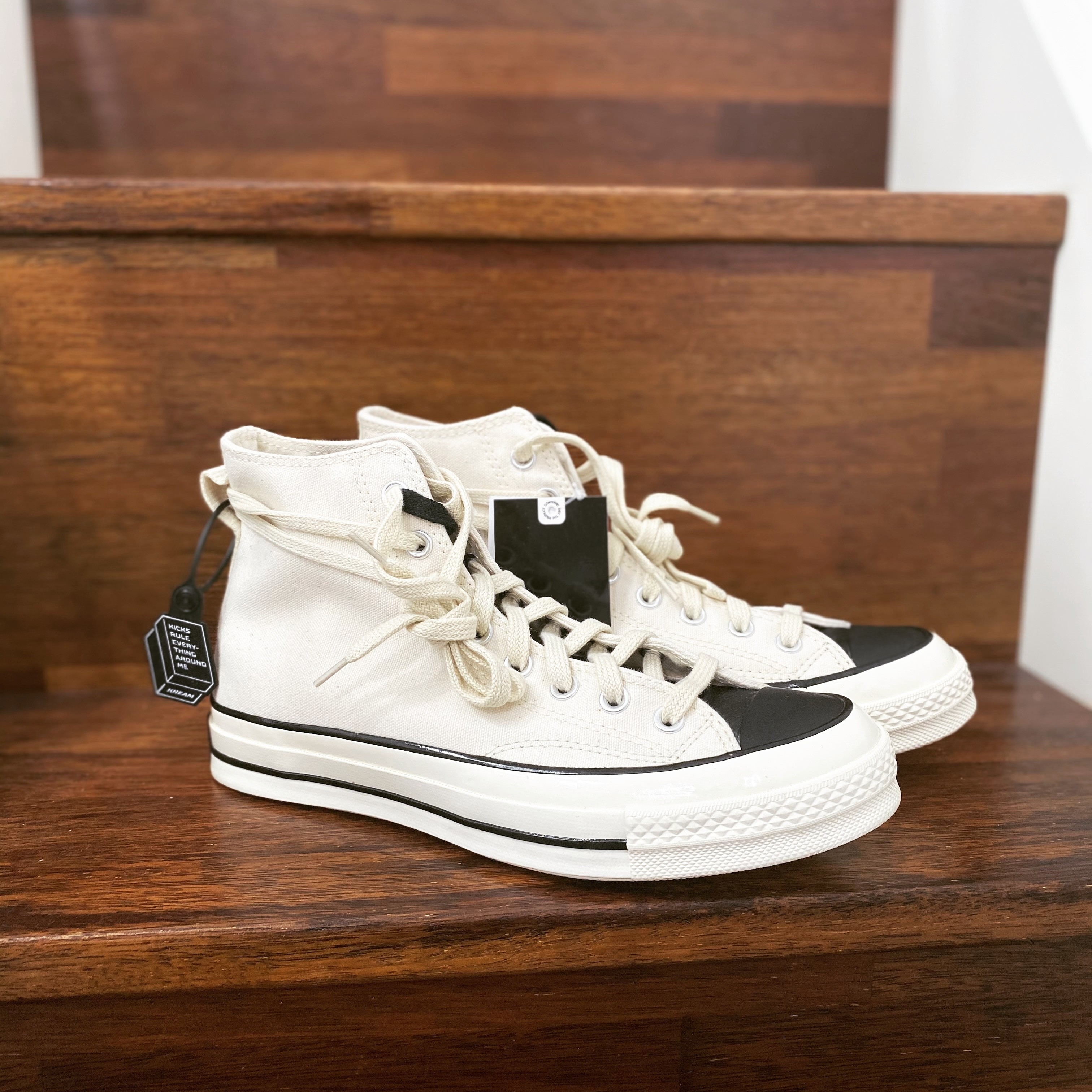 Converse x Fear of God Essentials Chuck 70 Hi Black 2020, Converse x Fear of God Essentials Chuck 70 Hi Natural 2020 착용 스타일 - 2