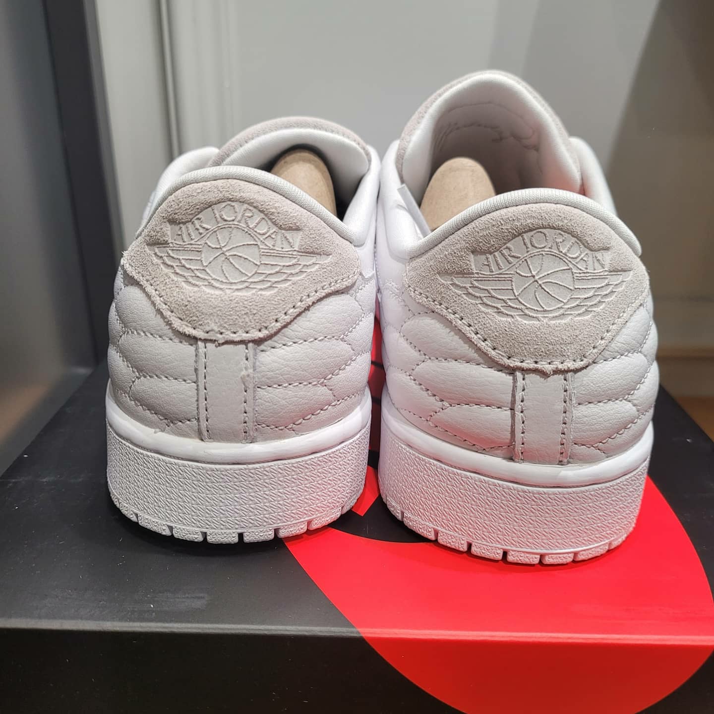 Jordan 1 Centre Court White On White 착용 스타일 - 2
