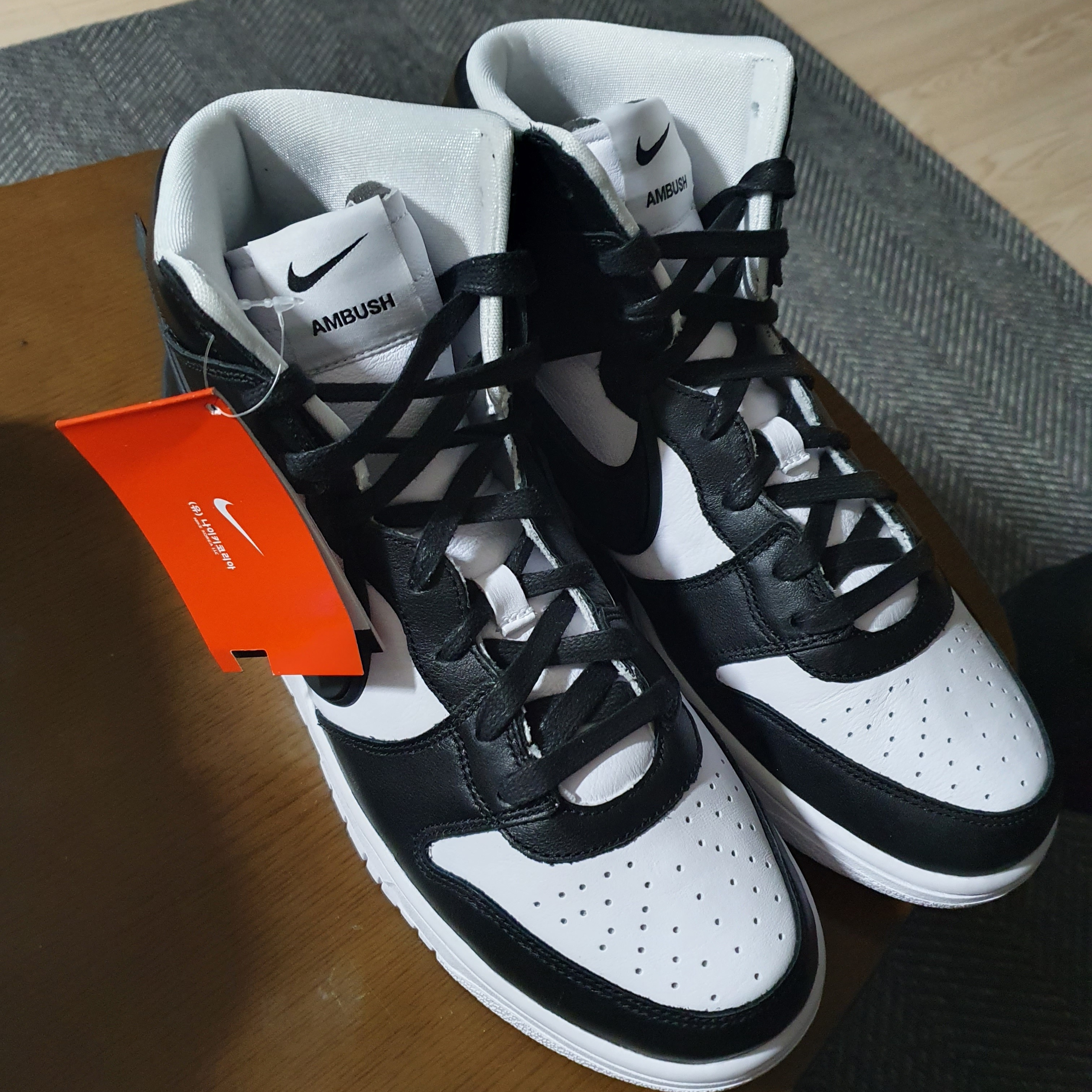 Nike x Ambush Dunk High Black 착용 스타일 - 2