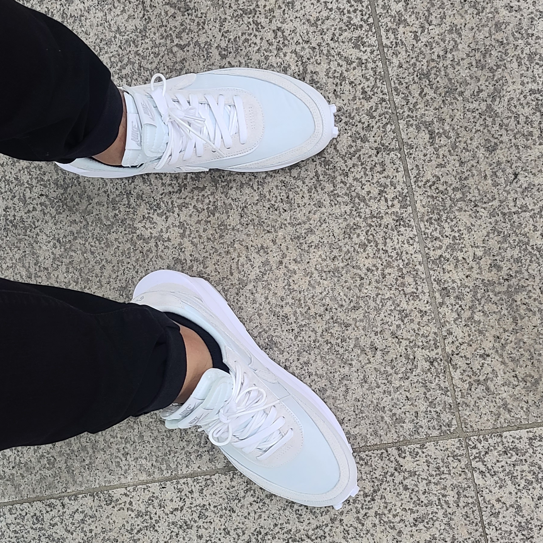 Nike x Sacai LDWaffle White Nylon 착용 스타일