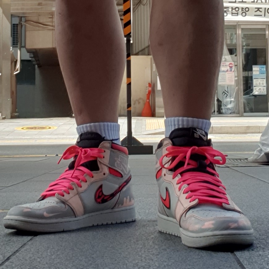 Jordan 1 Retro High OG Defiant SB NYC to Paris 착용 스타일 - 5