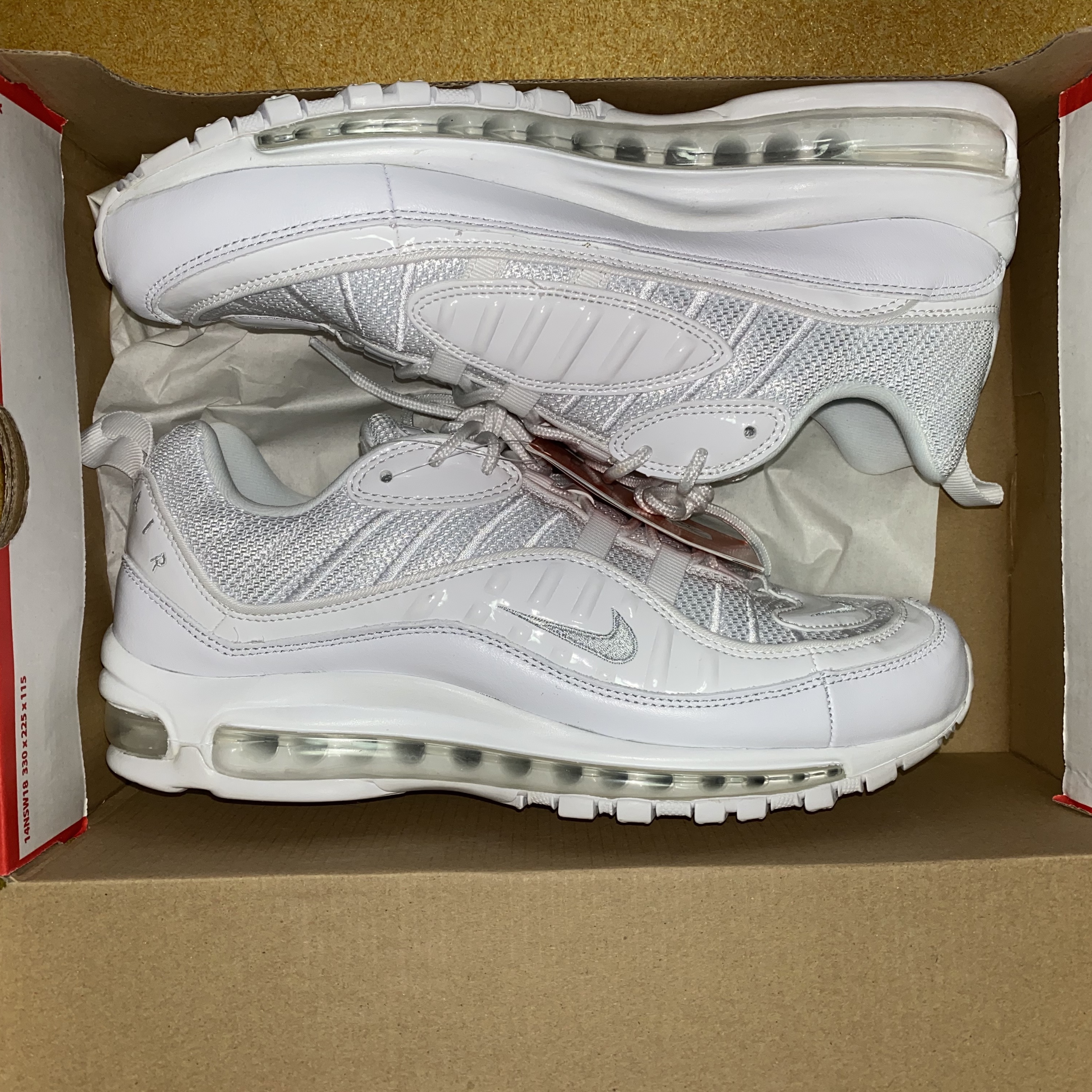 Nike Air Max 98 White 착용 스타일 - 1