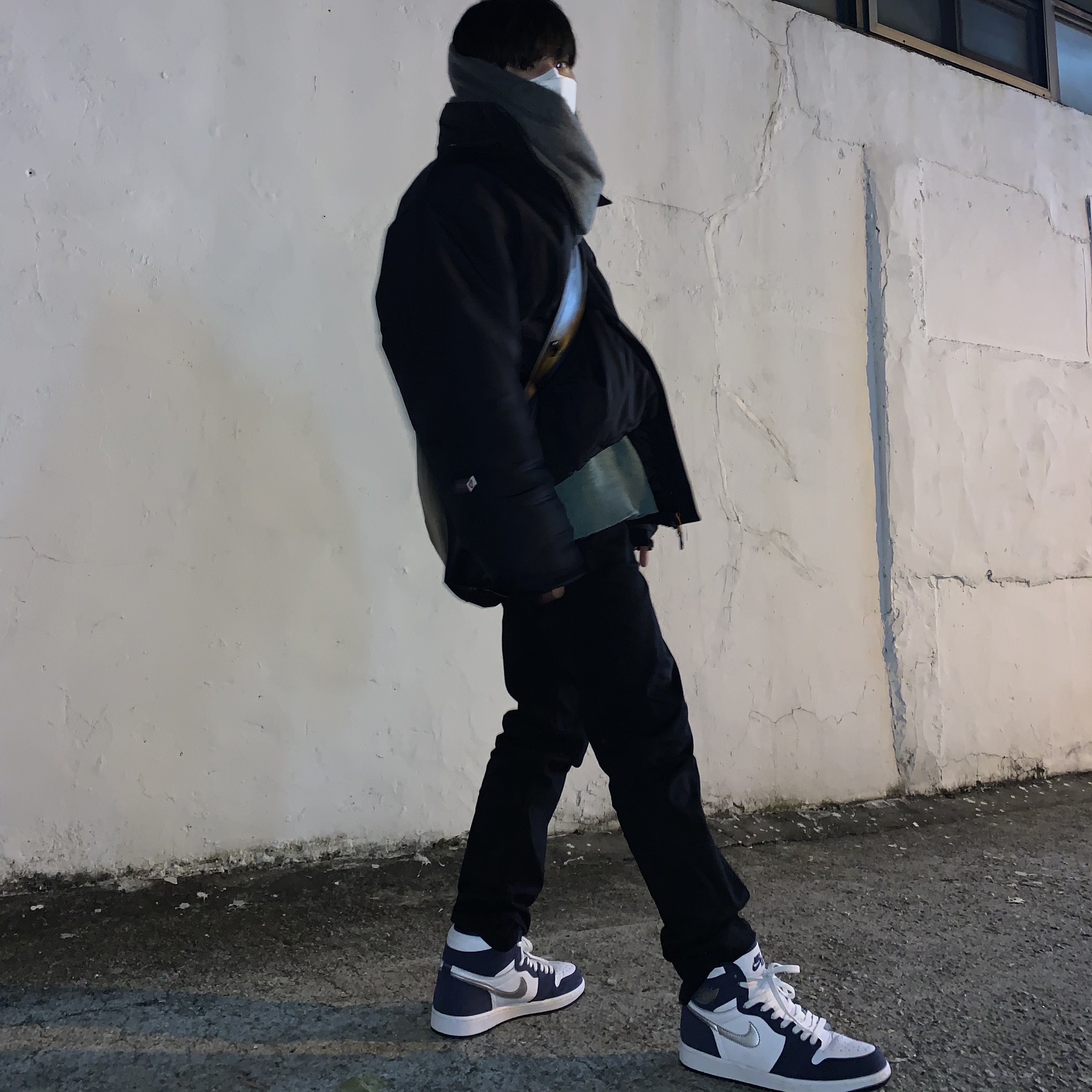 Jordan 1 Retro High OG CO.JP Midnight Navy 착용 스타일 - 3