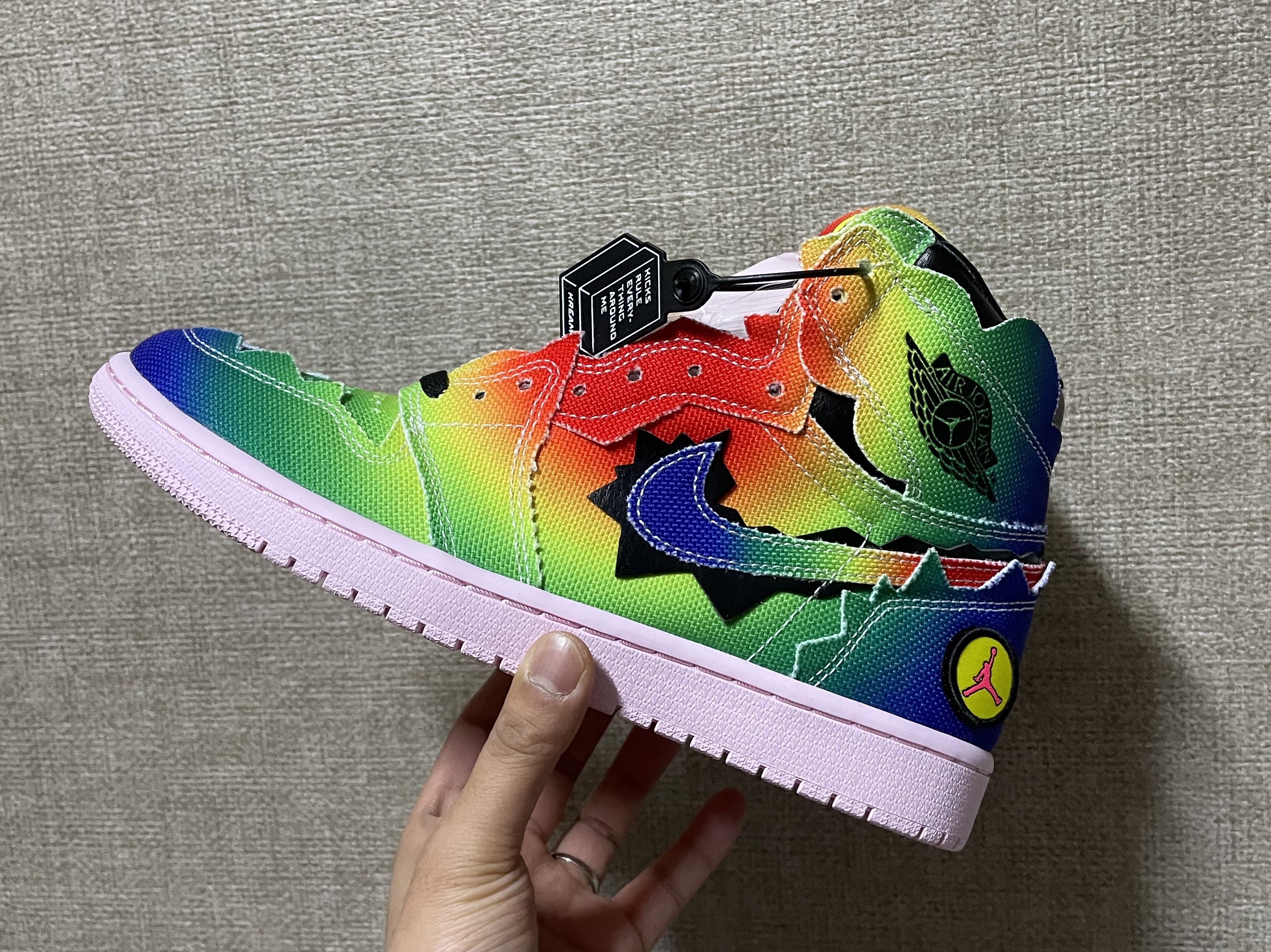Jordan 1 x J Balvin Retro High OG 착용 스타일 - 1