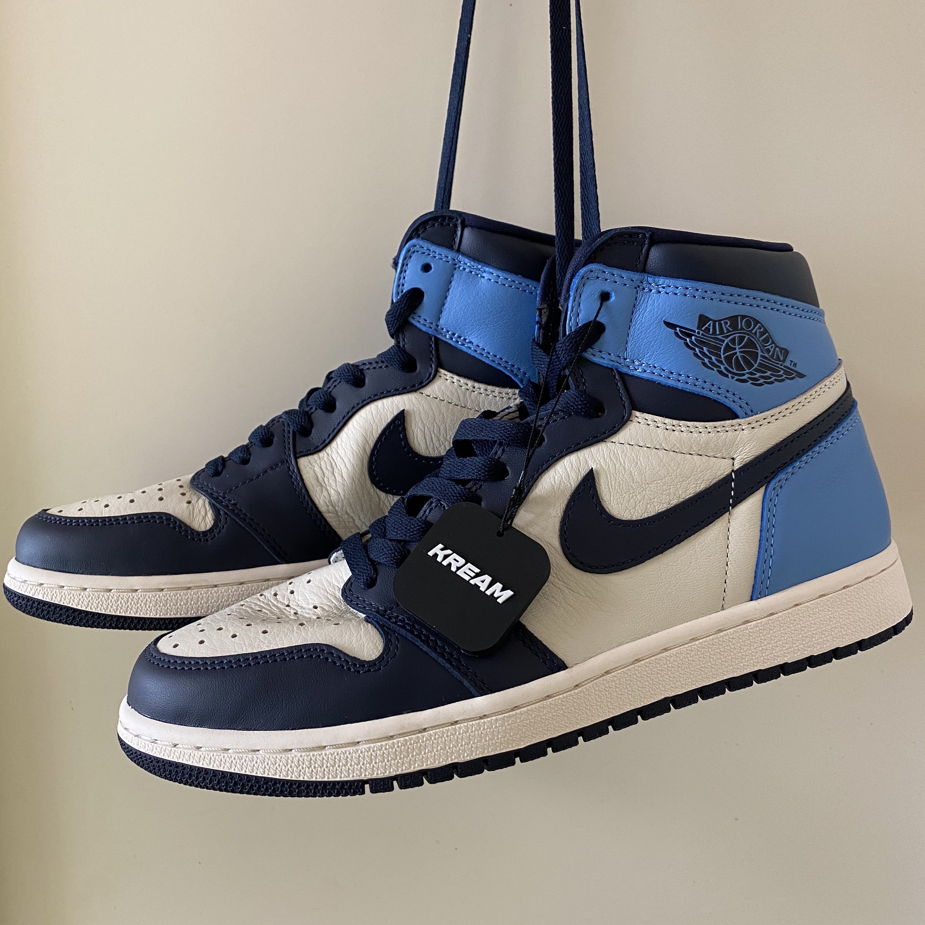 Jordan 1 Retro High Obsidian UNC 착용 스타일