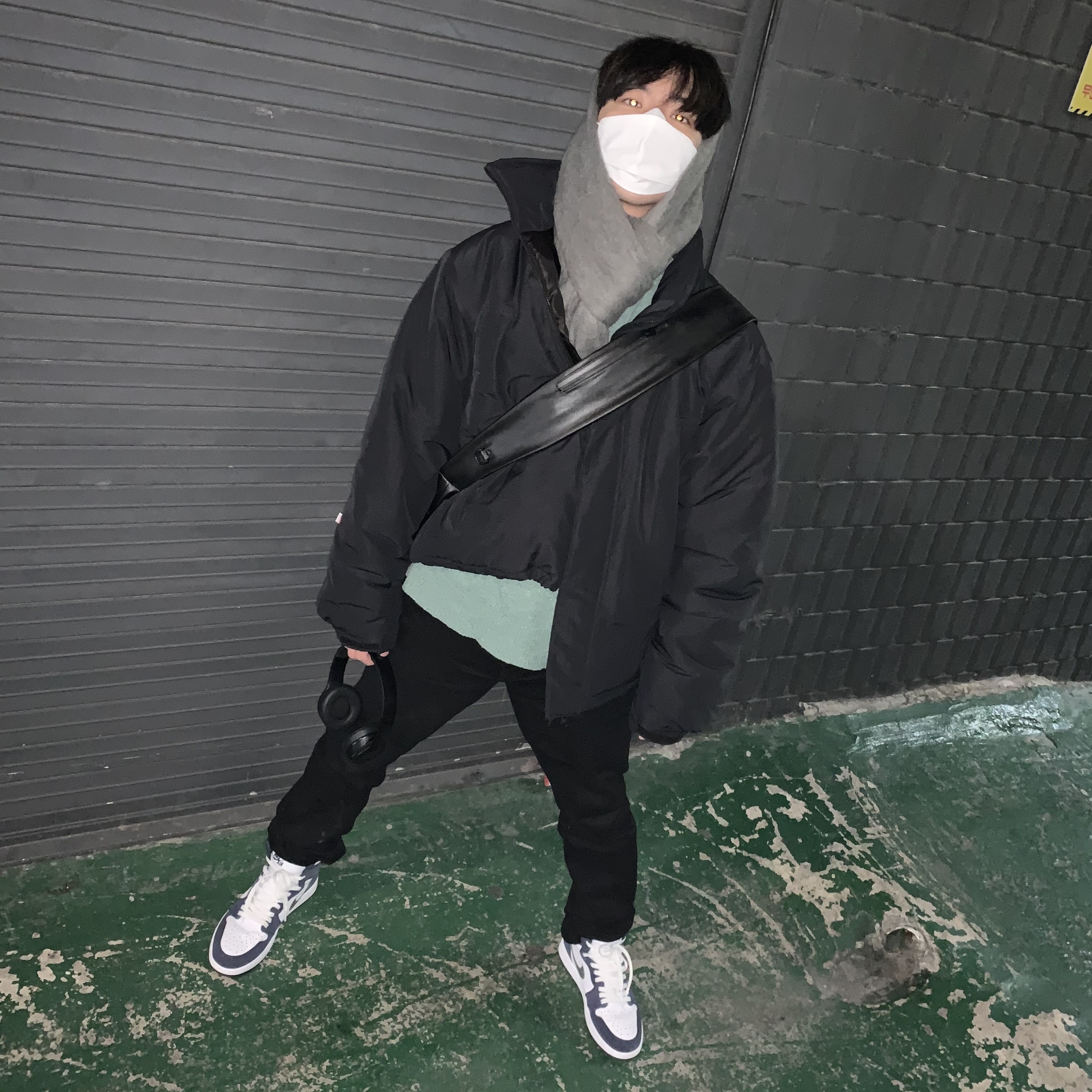 Jordan 1 Retro High OG CO.JP Midnight Navy 착용 스타일 - 2