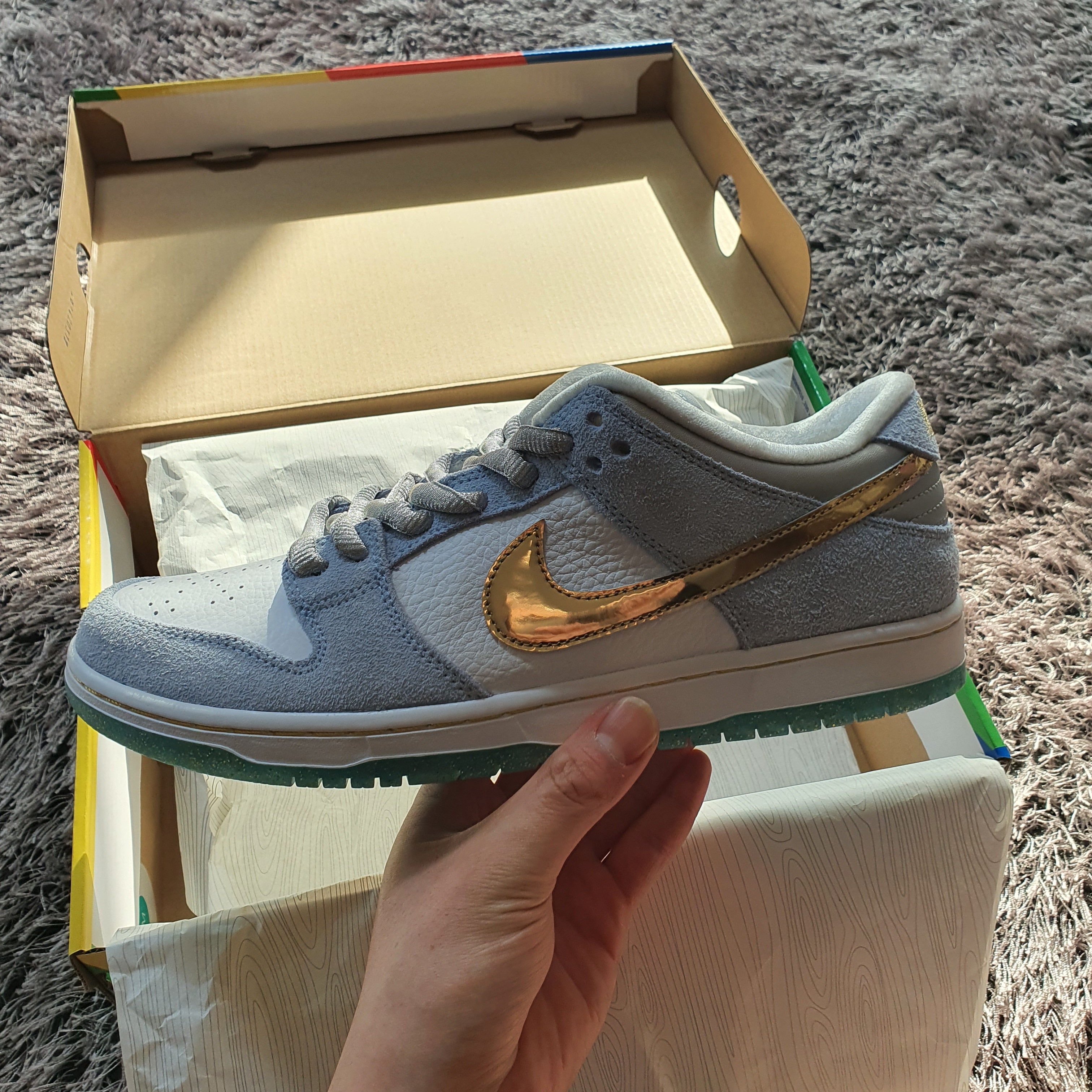 Nike x Sean Cliver SB Dunk Low Holiday Special 착용 스타일 - 1