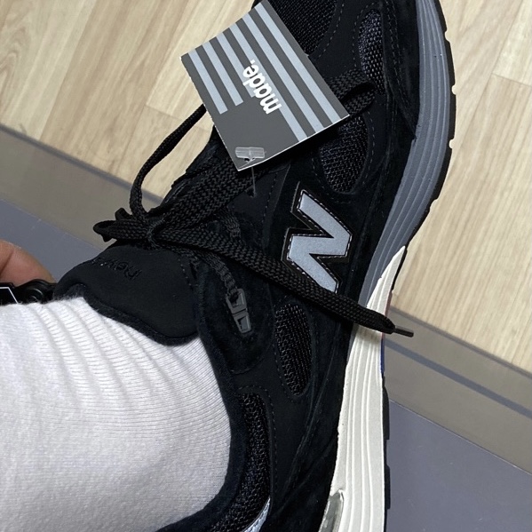 New Balance 992 Made in USA Black 착용 스타일