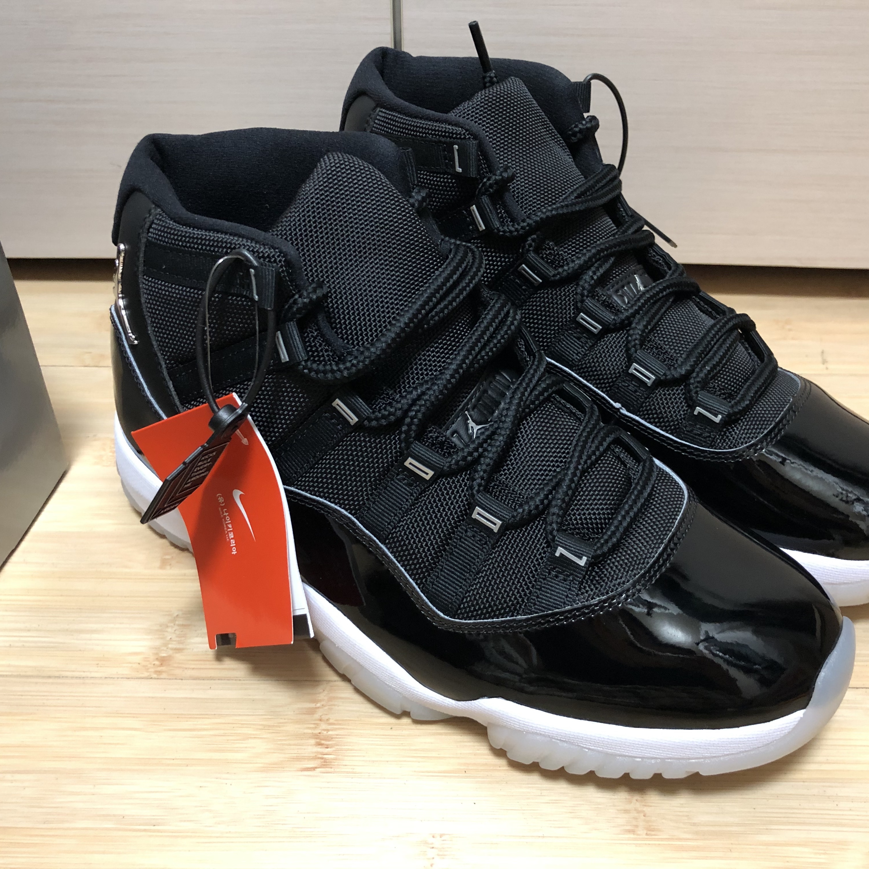 Jordan 11 Retro Jubilee 착용 스타일 - 4