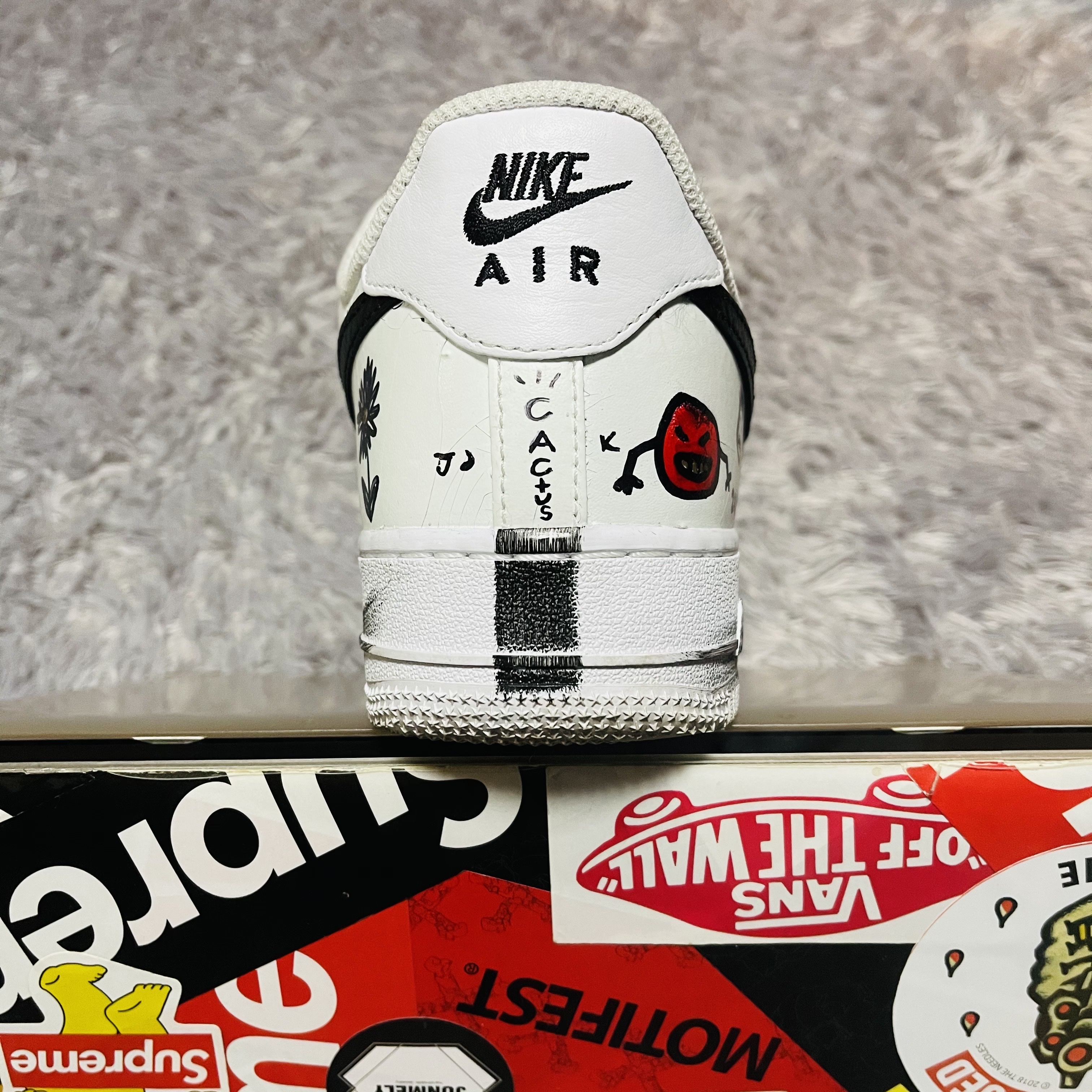 Nike x Peaceminusone Air Force 1 Low Para-Noise 2.0 착용 스타일 - 2