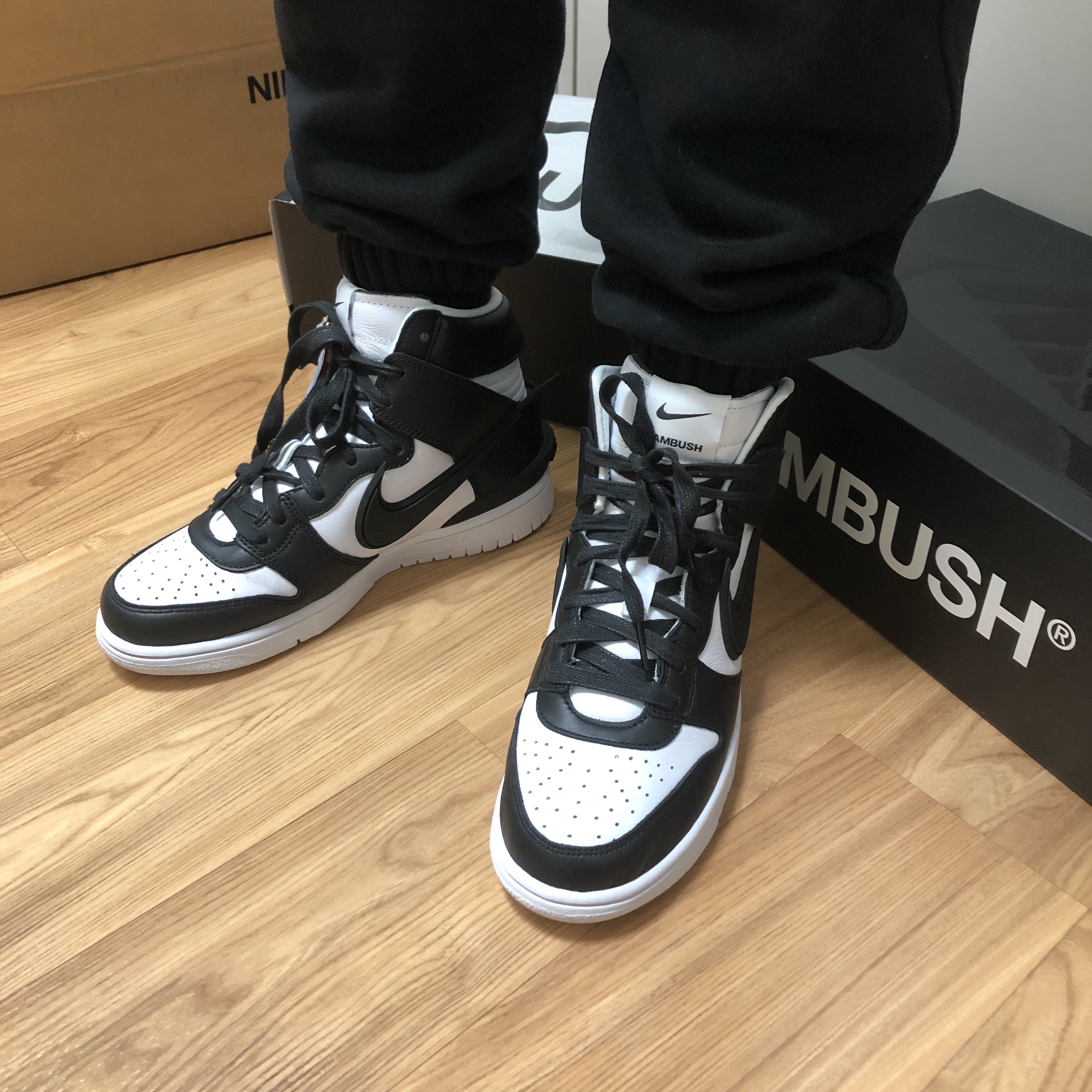 Nike x Ambush Dunk High Black 착용 스타일 - 1