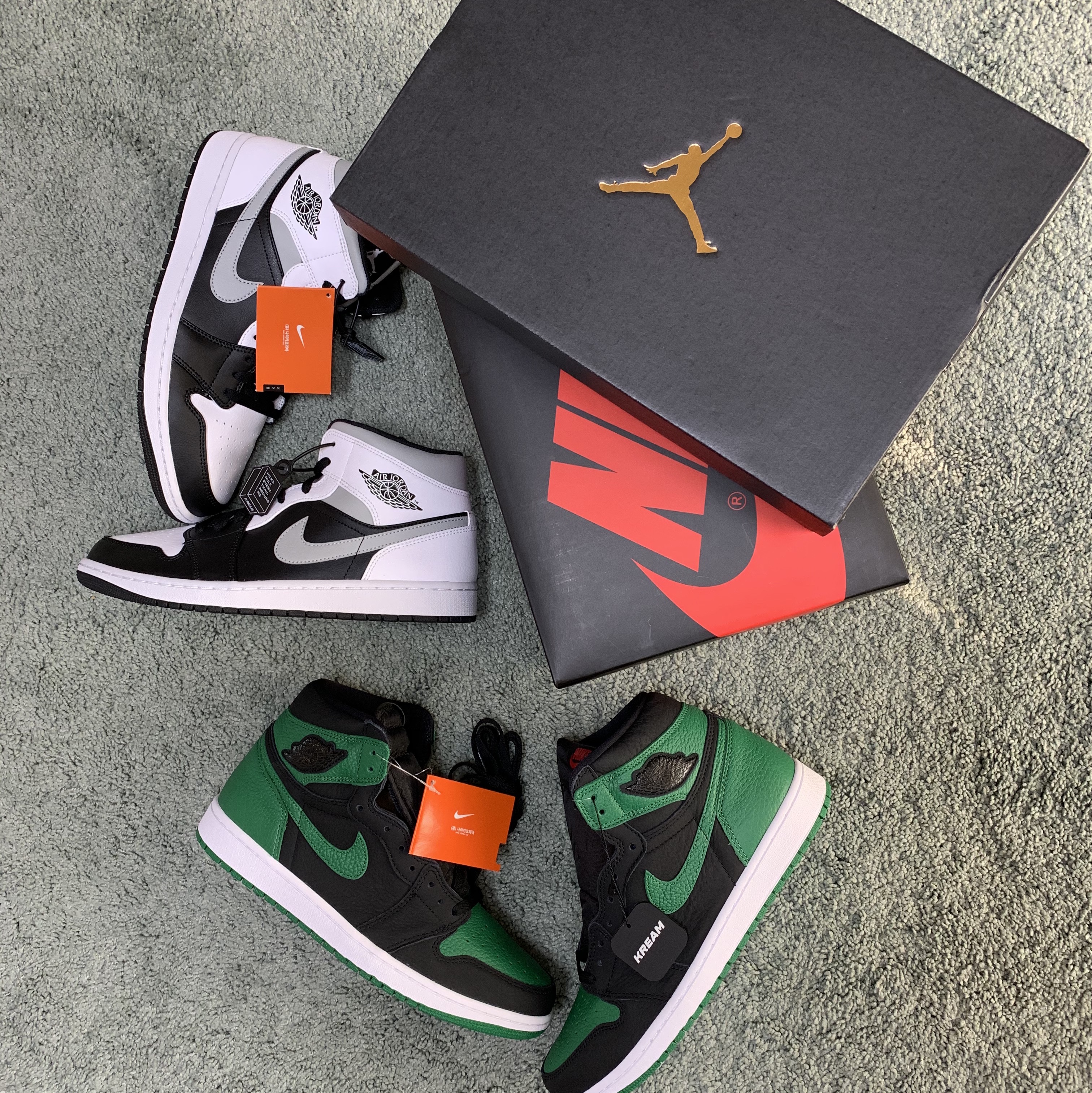 Jordan 1 Mid White Shadow, Jordan 1 Retro High OG Pine Green Black 착용 스타일 - 3
