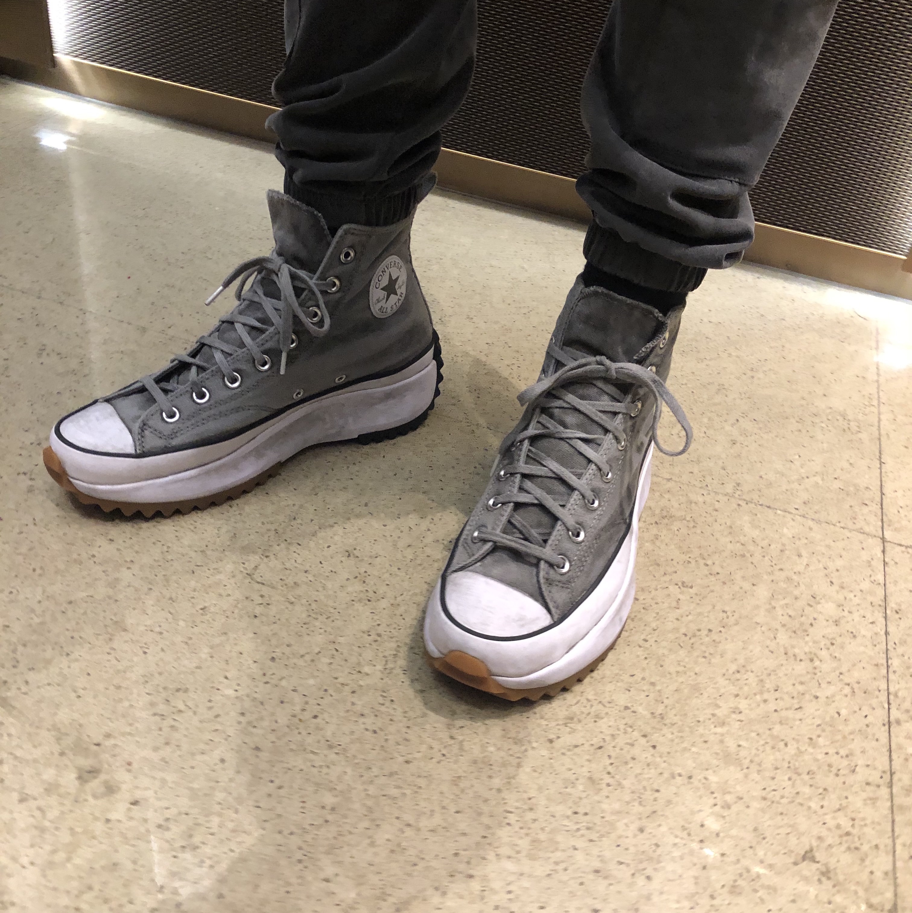 Converse Run Star Hike Hi Smoke 착용 스타일