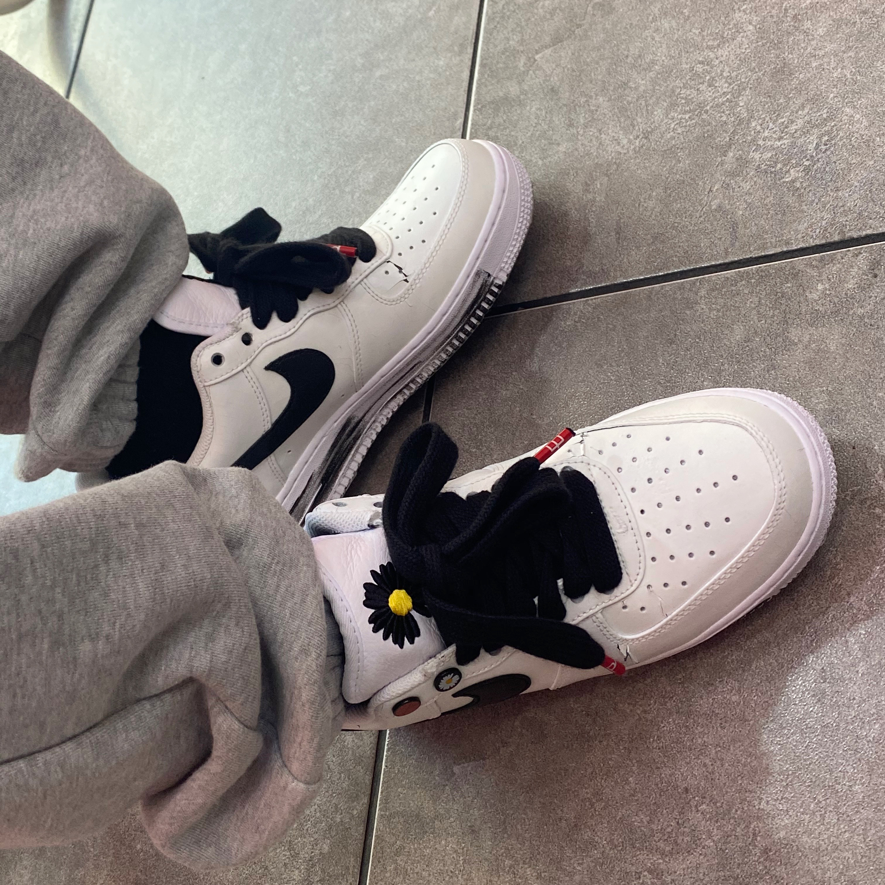 Nike x Peaceminusone Air Force 1 Low Para-Noise 2.0 착용 스타일