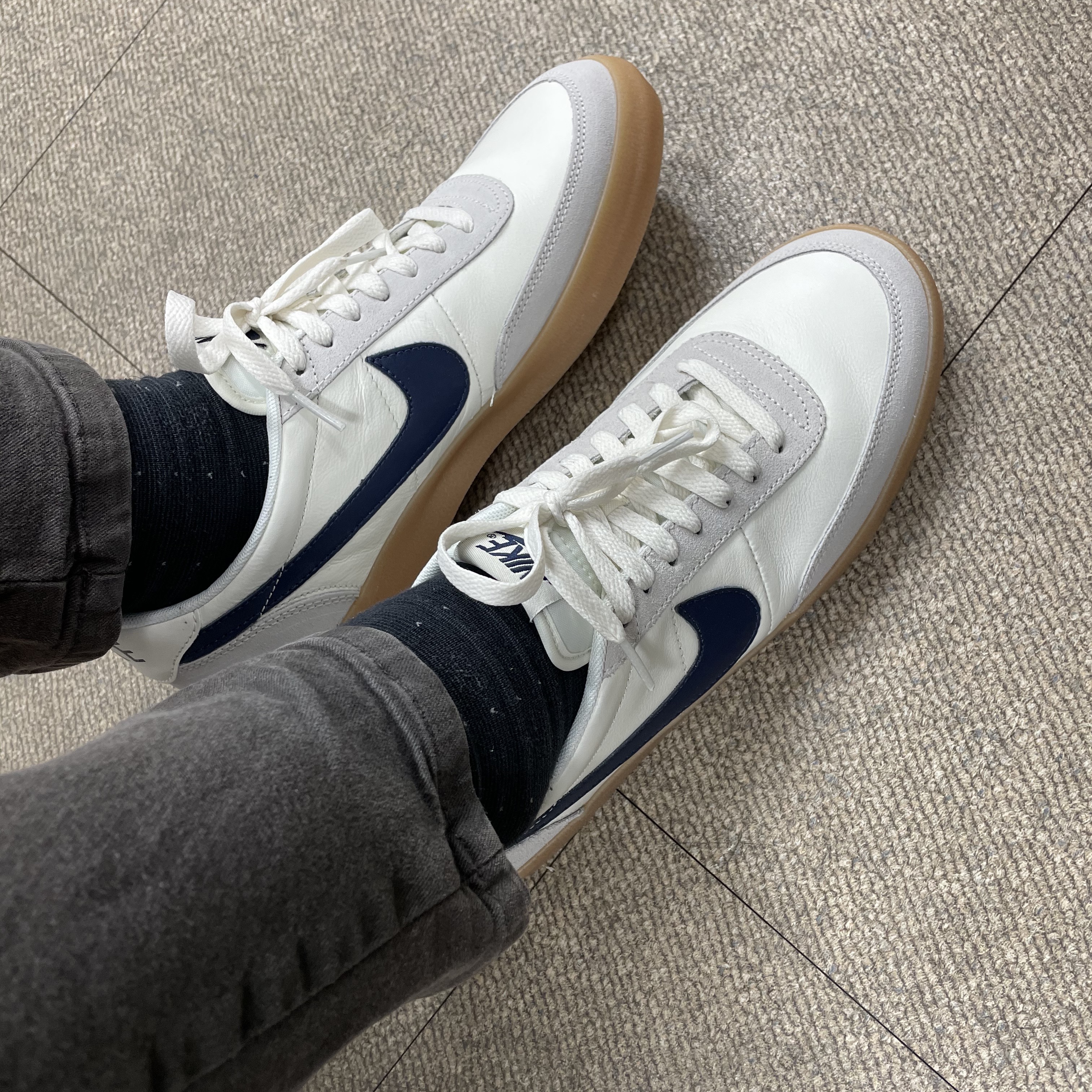 Nike x J.Crew Killshot 2 Sail Midnight Navy 착용 스타일 - 3