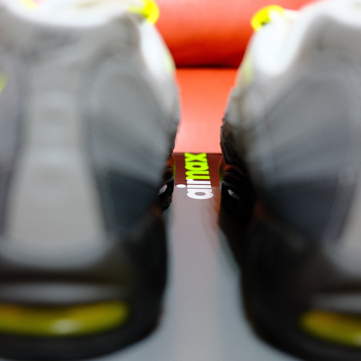Nike Air Max 95 OG Neon Yellow 2020 착용 스타일 - 4