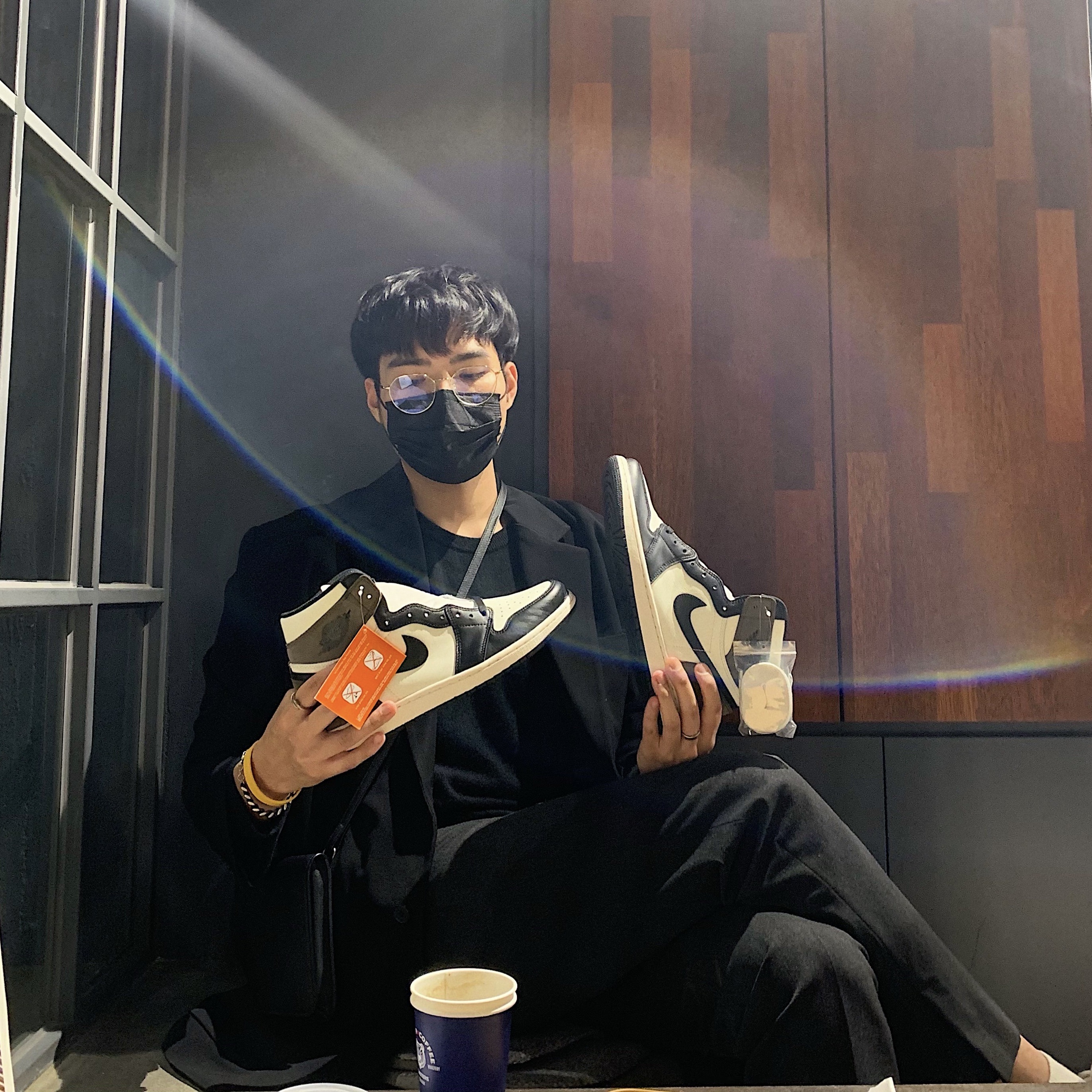 Jordan 1 Retro High OG Black Mocha 착용 스타일