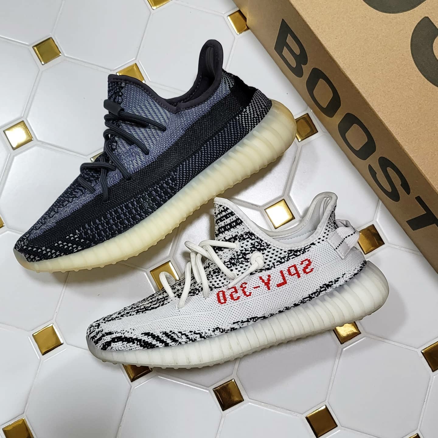 Adidas Yeezy Boost 350 V2 Zebra 2017/2019/2020, Adidas Yeezy Boost 350 V2 Carbon 착용 스타일