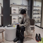 KREAM 프로필 이미지