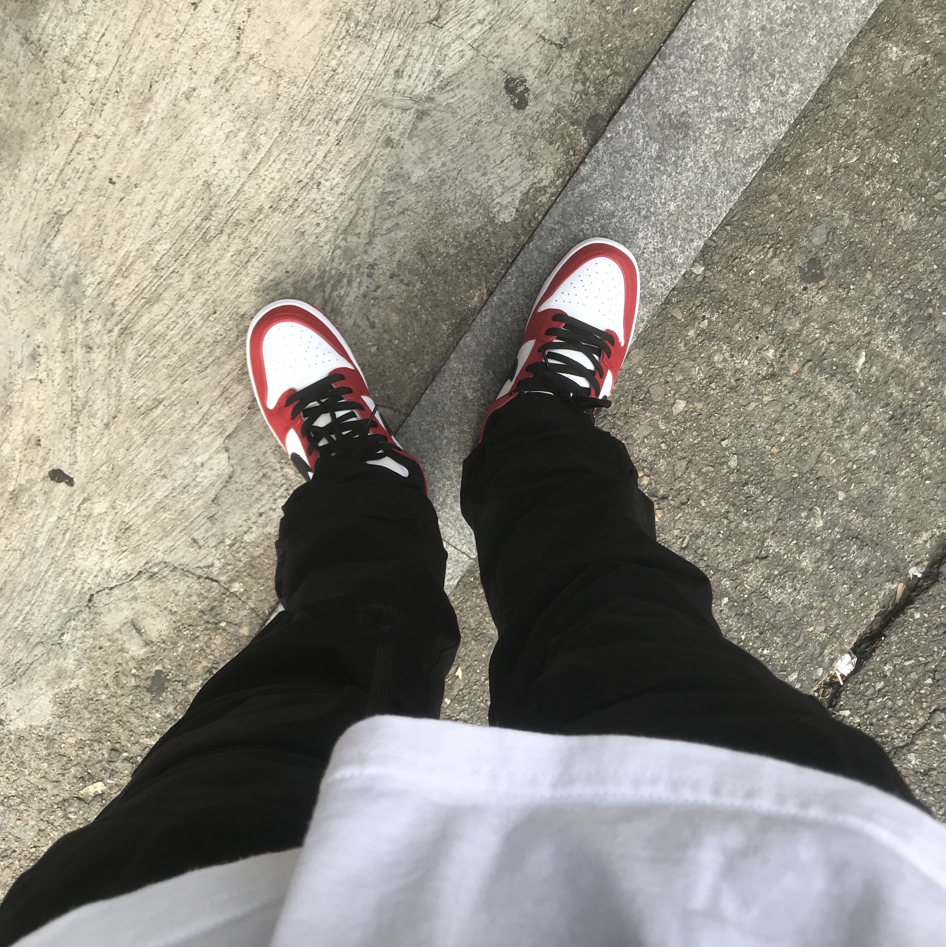 Nike SB Dunk Low Pro Chicago 착용 스타일 - 2